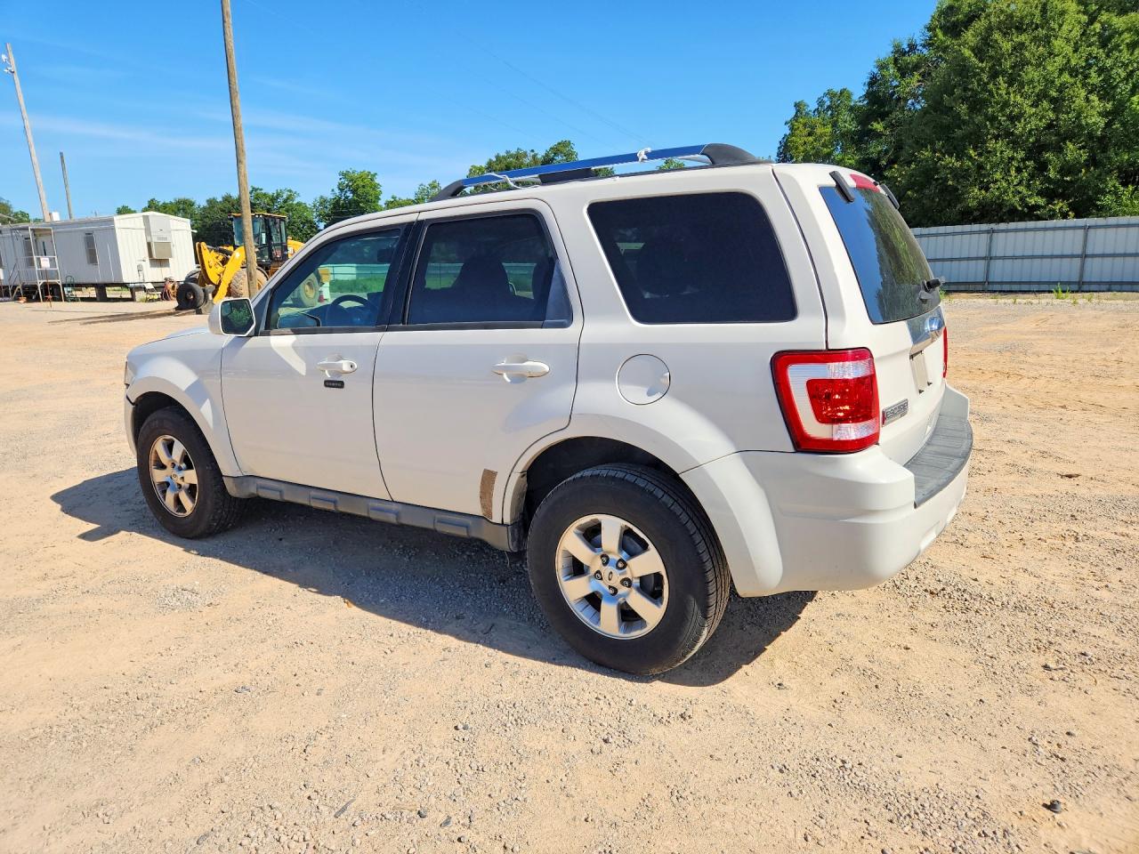 2011 Ford Escape Limited White vin: 1FMCU0EG1BKC18121