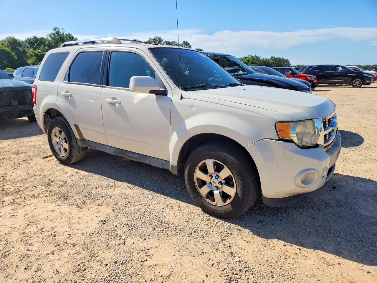 2011 Ford Escape Limited White vin: 1FMCU0EG1BKC18121