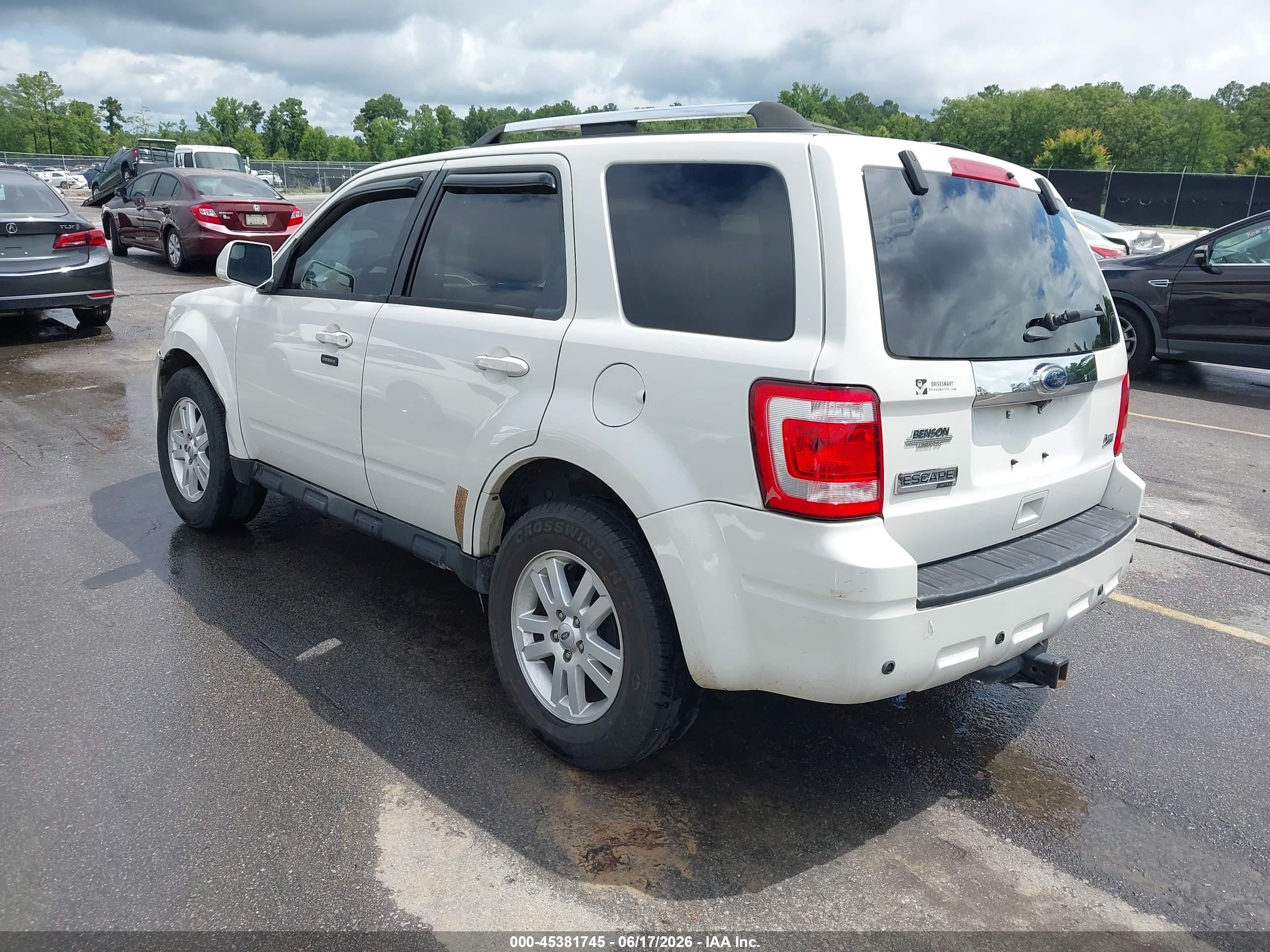 2011 Ford Escape Limited Белый vin: 1FMCU0EG1BKC28129