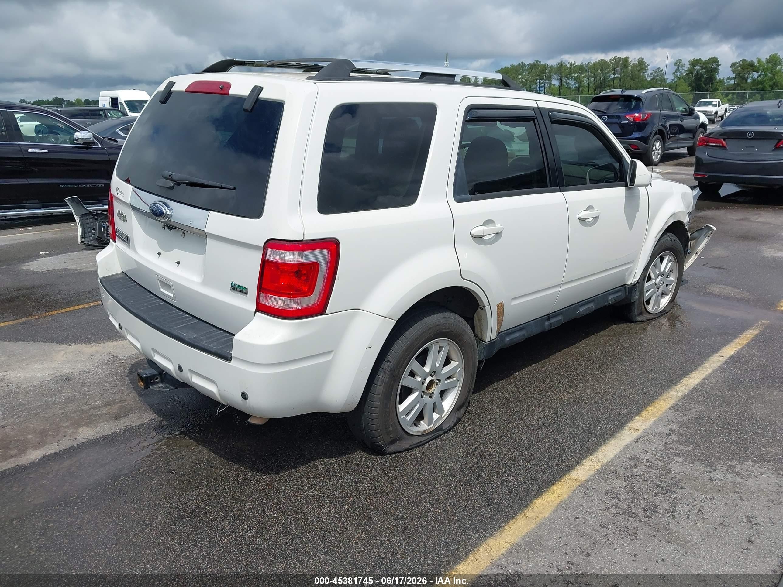 2011 Ford Escape Limited Белый vin: 1FMCU0EG1BKC28129