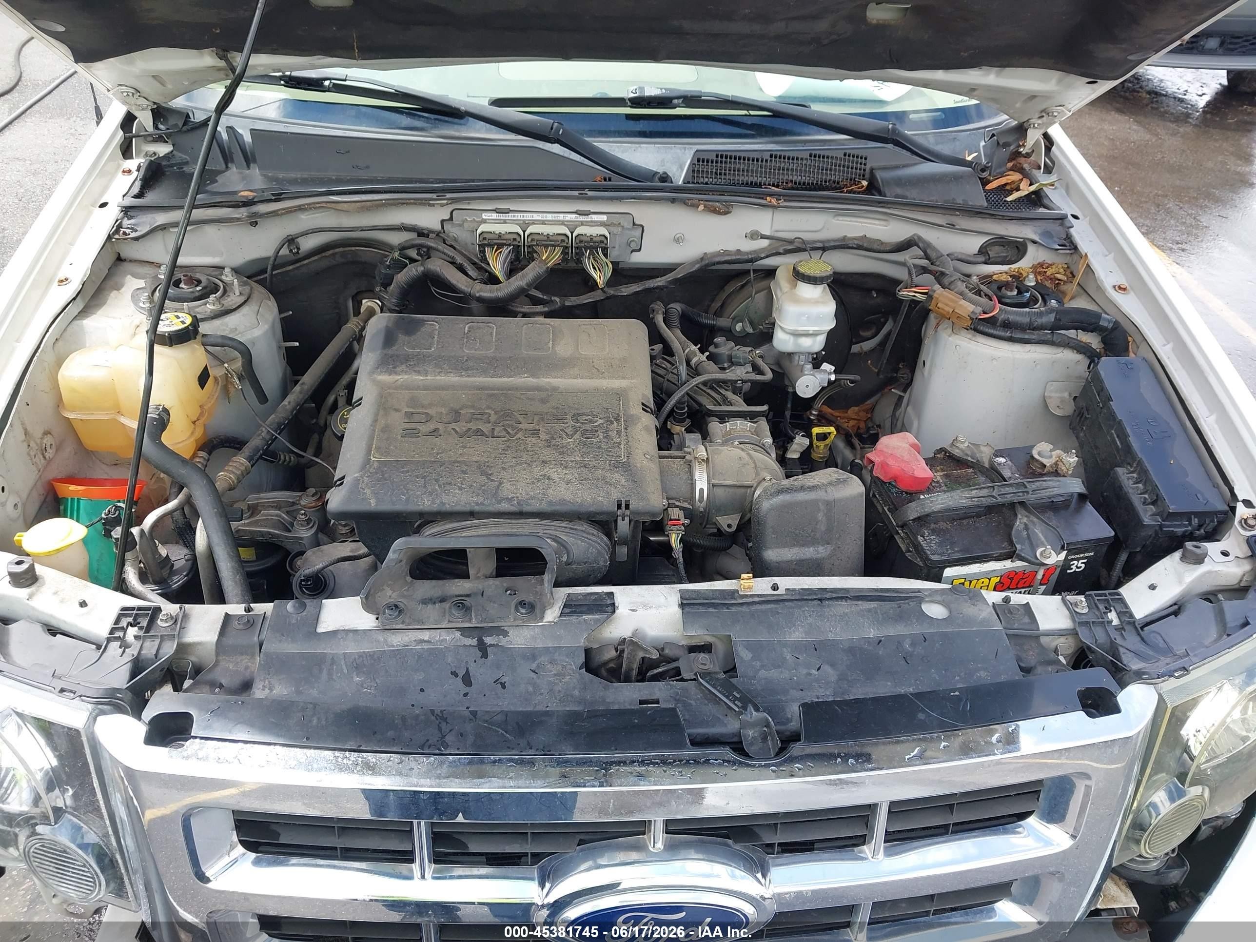 2011 Ford Escape Limited Белый vin: 1FMCU0EG1BKC28129