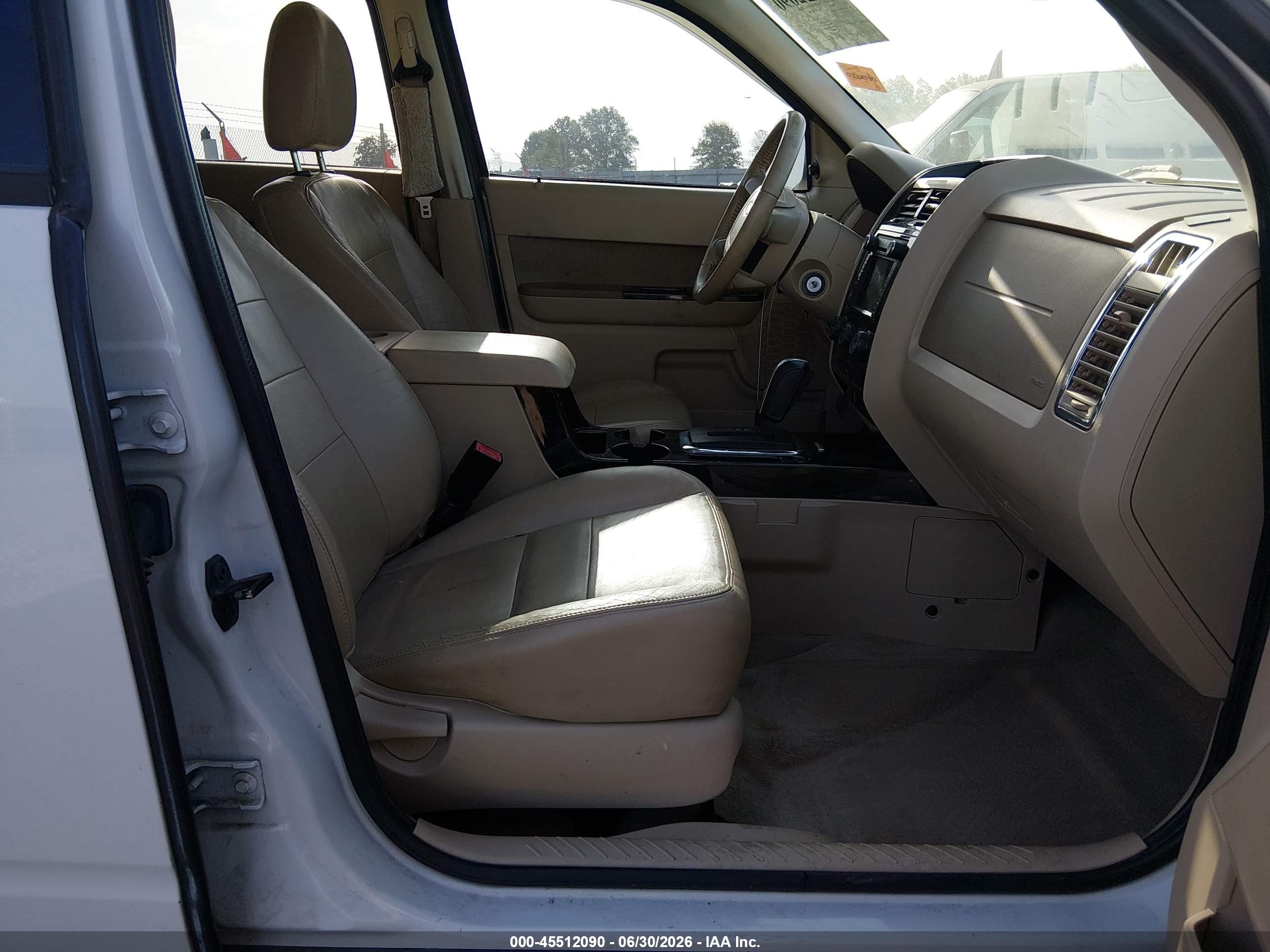 2012 Ford Escape Limited White vin: 1FMCU0EG1CKB39050