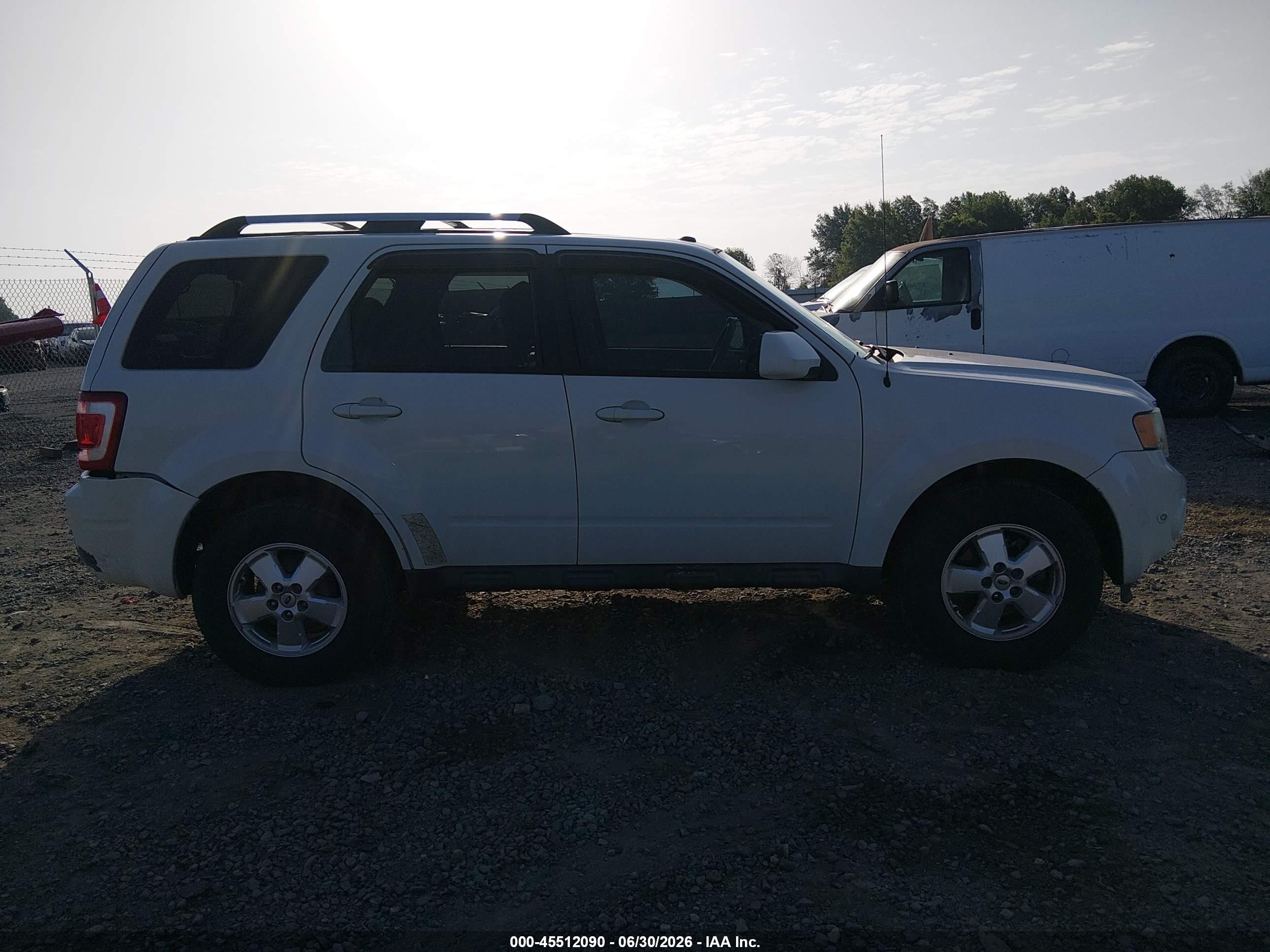 2012 Ford Escape Limited White vin: 1FMCU0EG1CKB39050