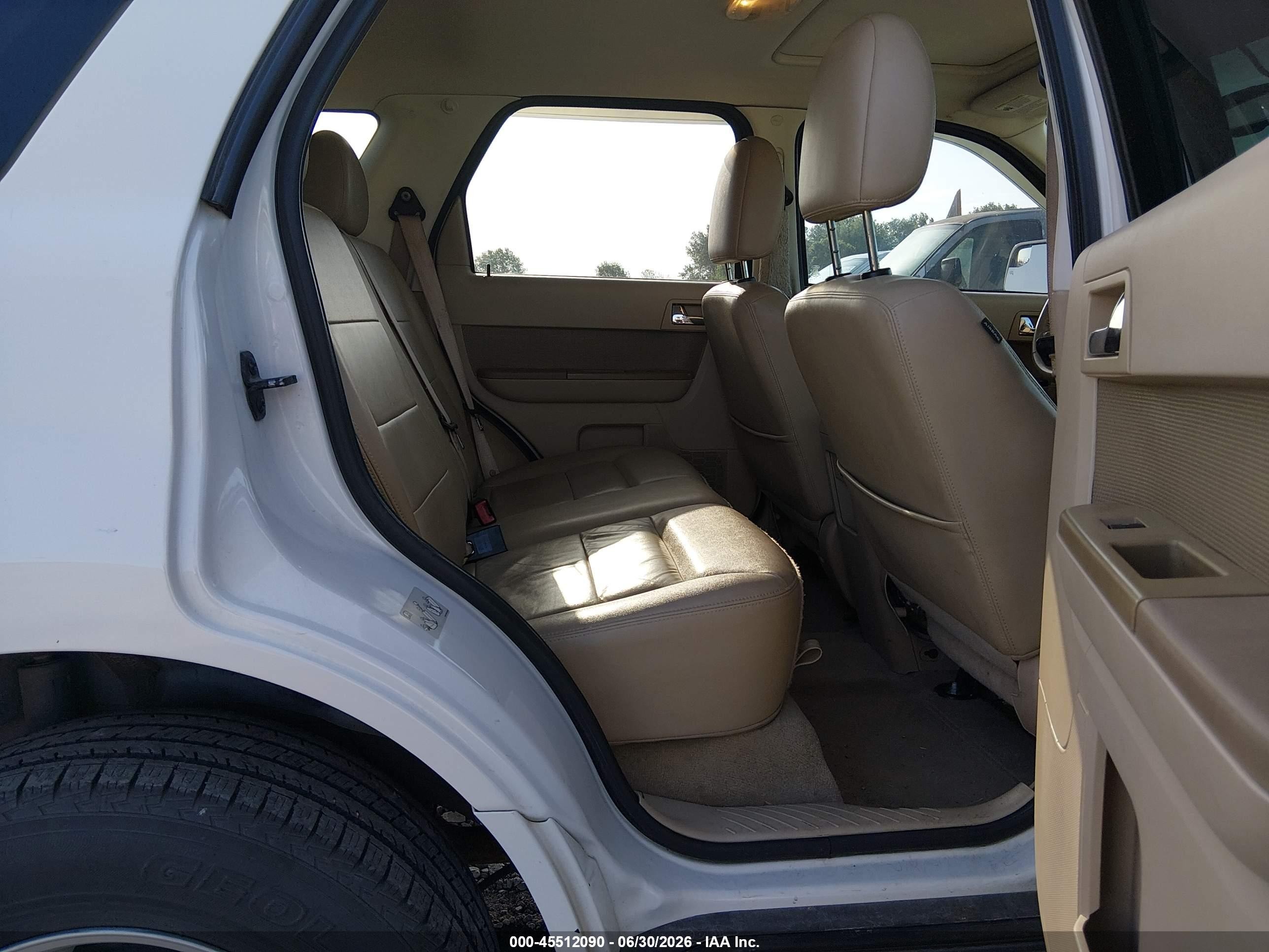 2012 Ford Escape Limited White vin: 1FMCU0EG1CKB39050