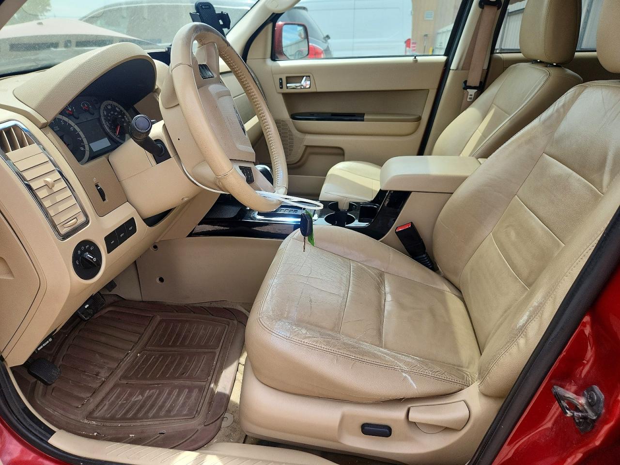 2012 Ford Escape Limited Red vin: 1FMCU0EG1CKB54289