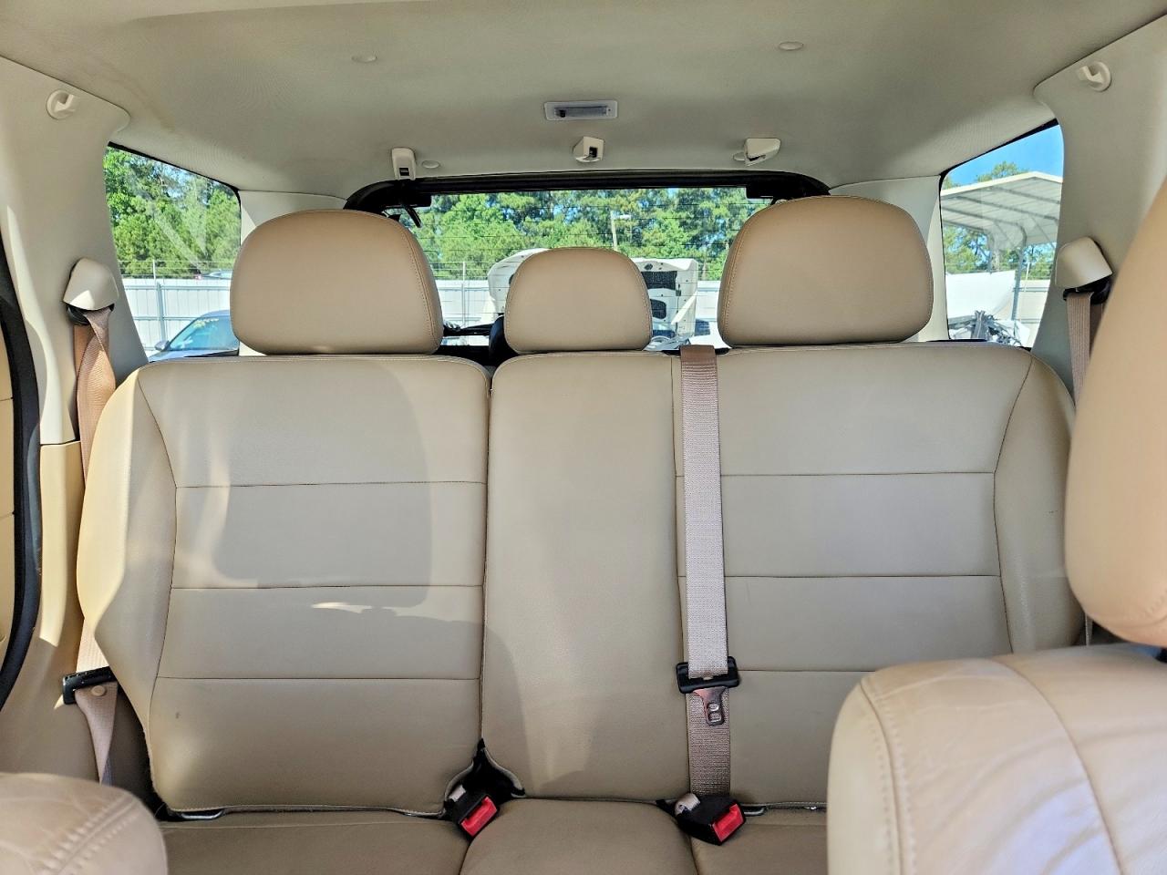 2010 Ford Escape Limited Silver vin: 1FMCU0EG2AKA43103