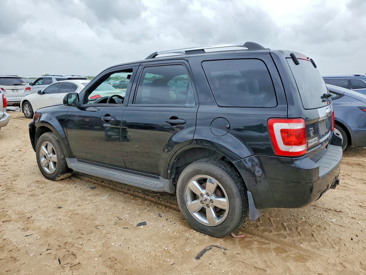 2010 Ford Escape Limited Black vin: 1FMCU0EG2AKB02974