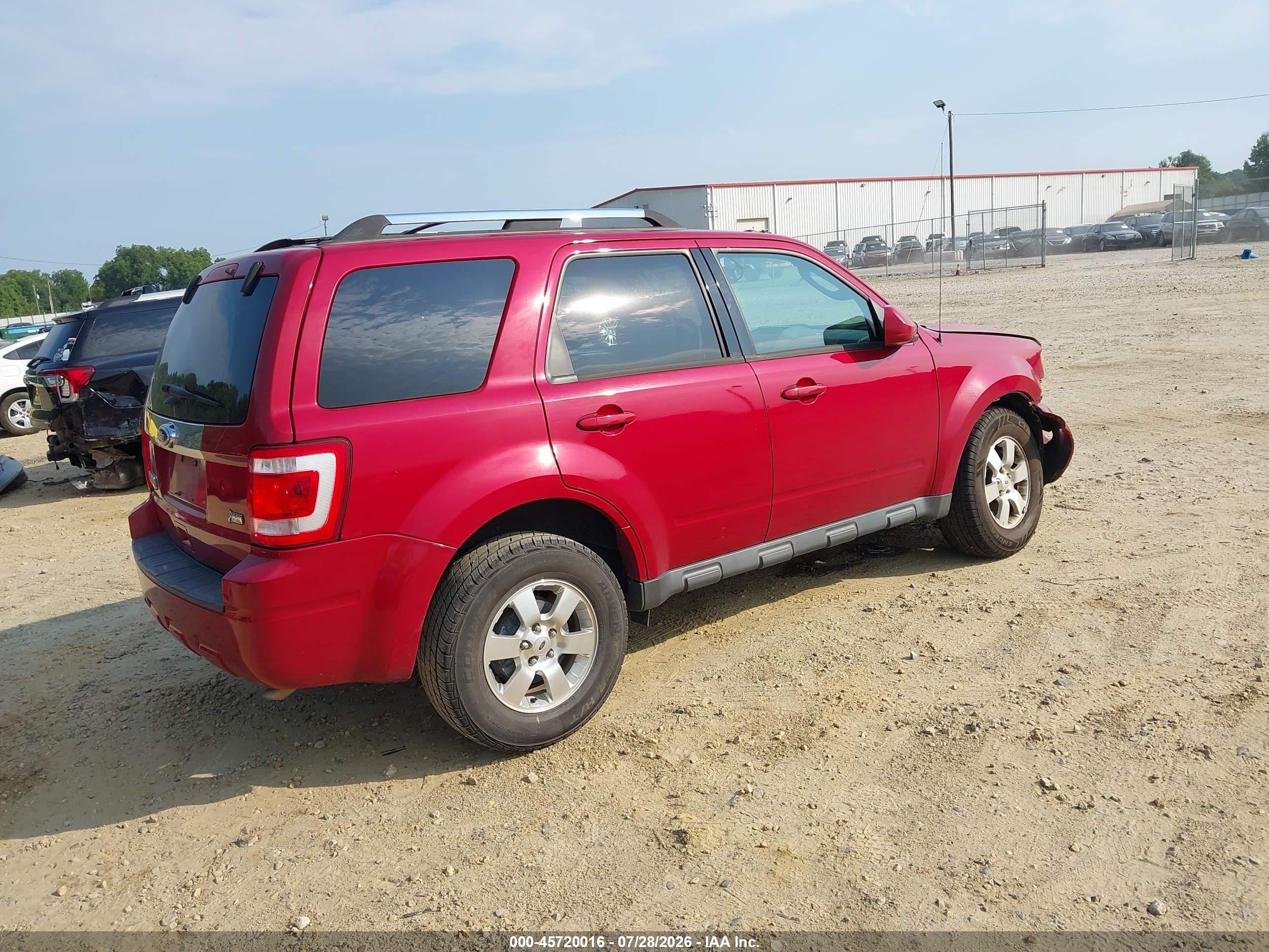 2011 Ford Escape Limited Red vin: 1FMCU0EG2BKB84920