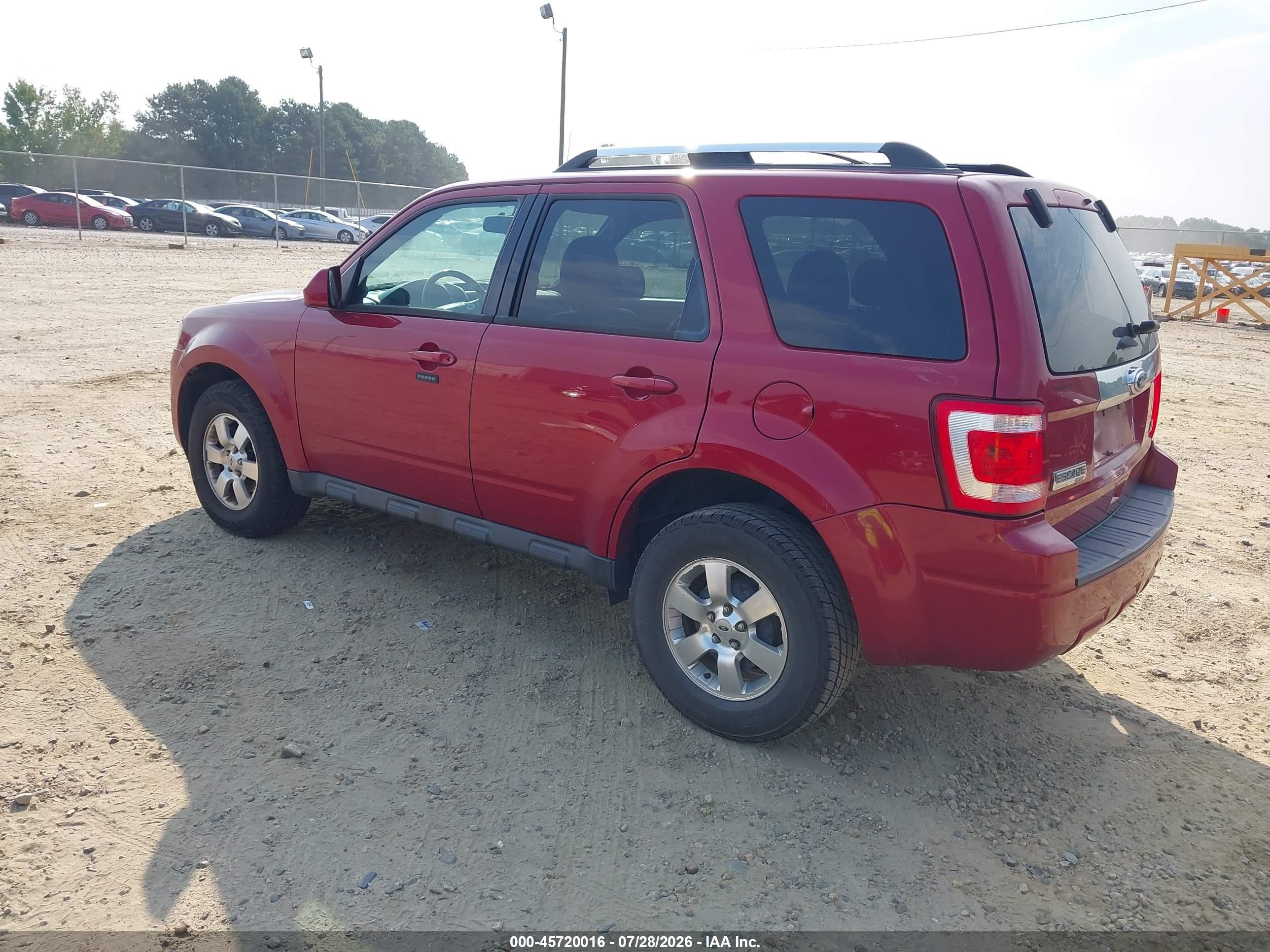 2011 Ford Escape Limited Red vin: 1FMCU0EG2BKB84920