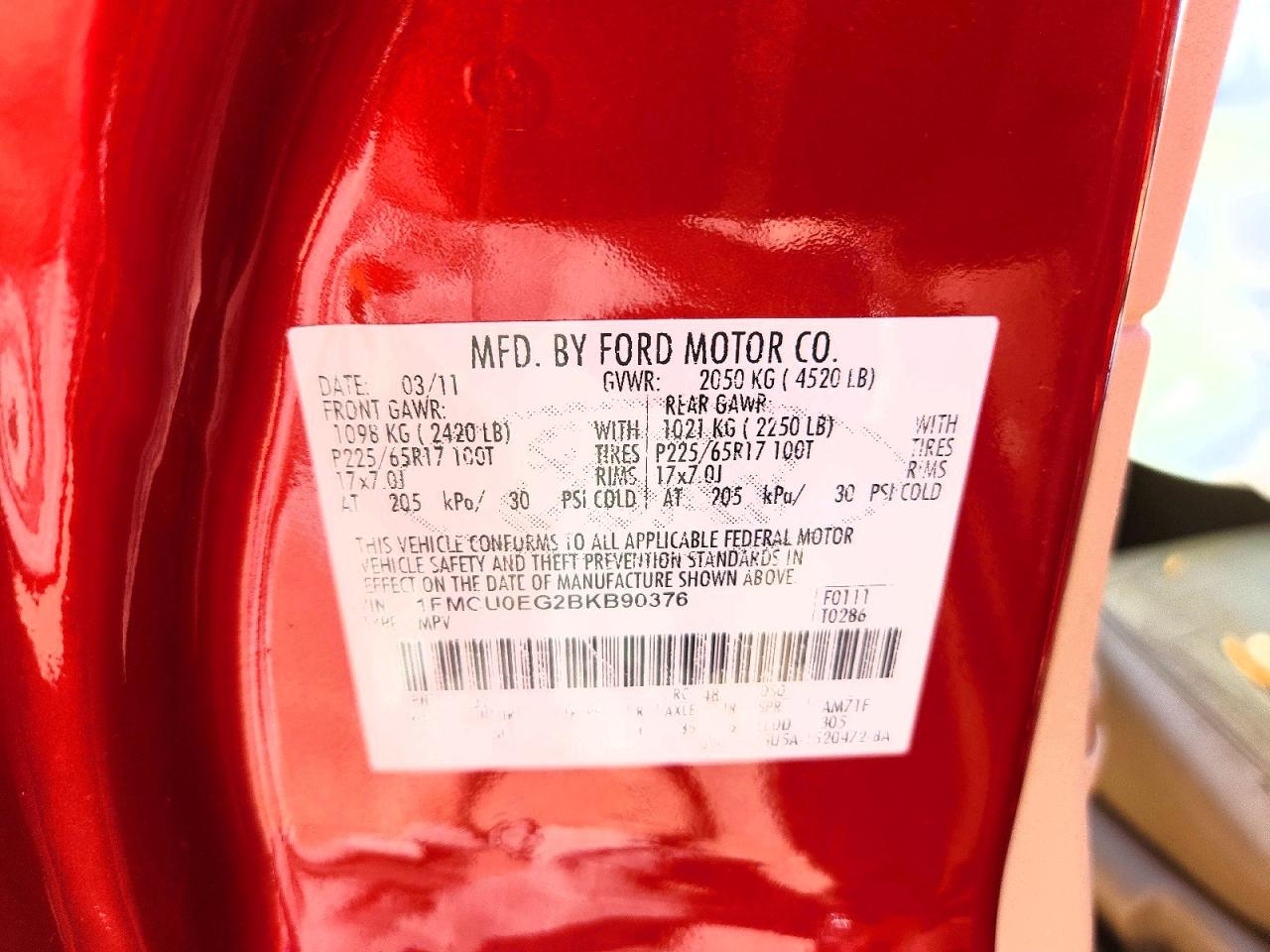 2011 Ford Escape Limited Red vin: 1FMCU0EG2BKB90376