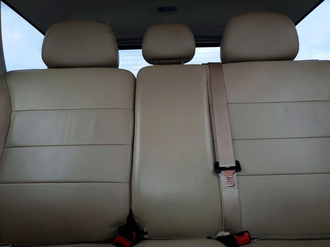 2010 Ford Escape Limited White vin: 1FMCU0EG3AKB95746