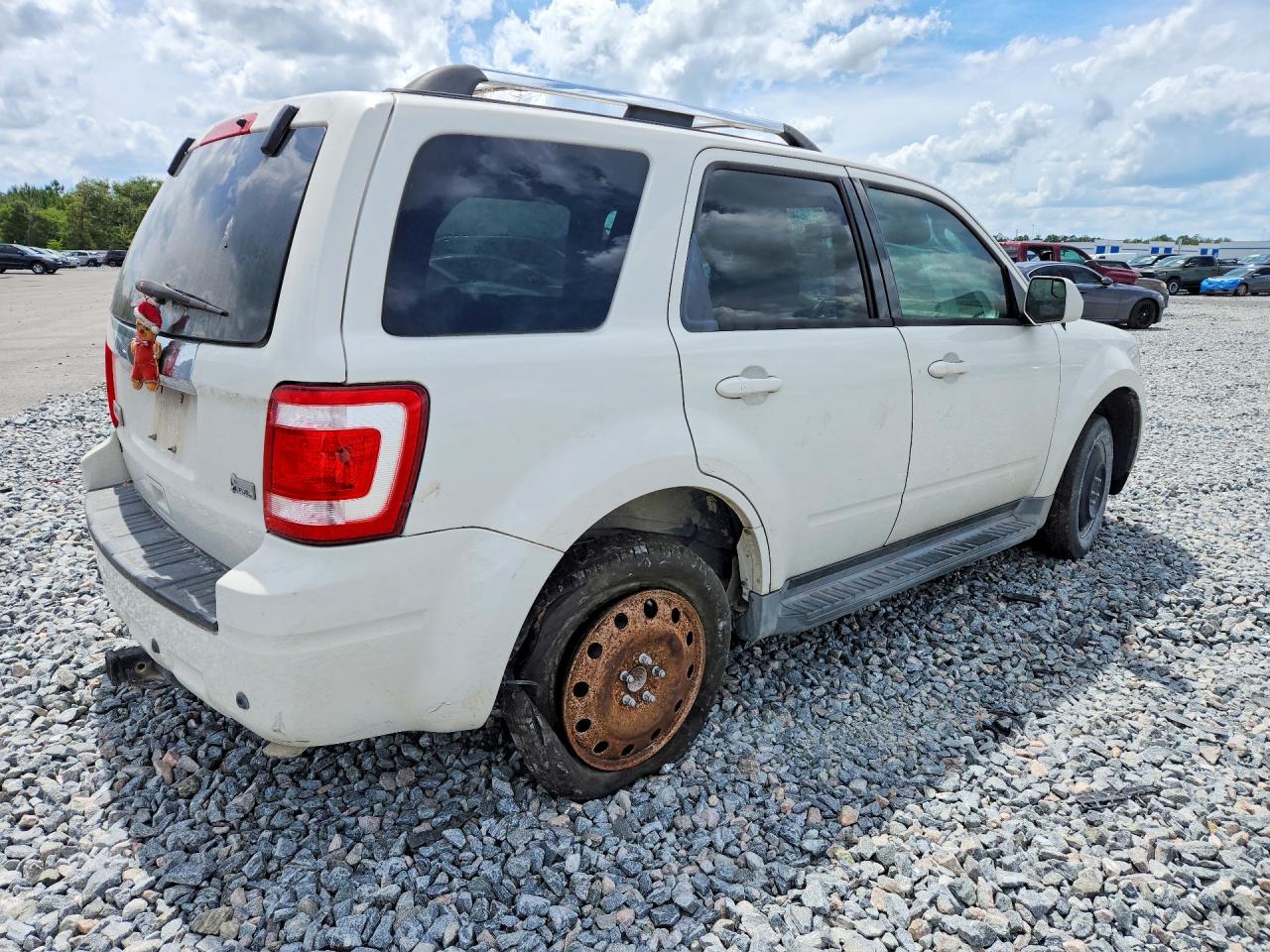 2011 Ford Escape Limited White vin: 1FMCU0EG3BKA72577