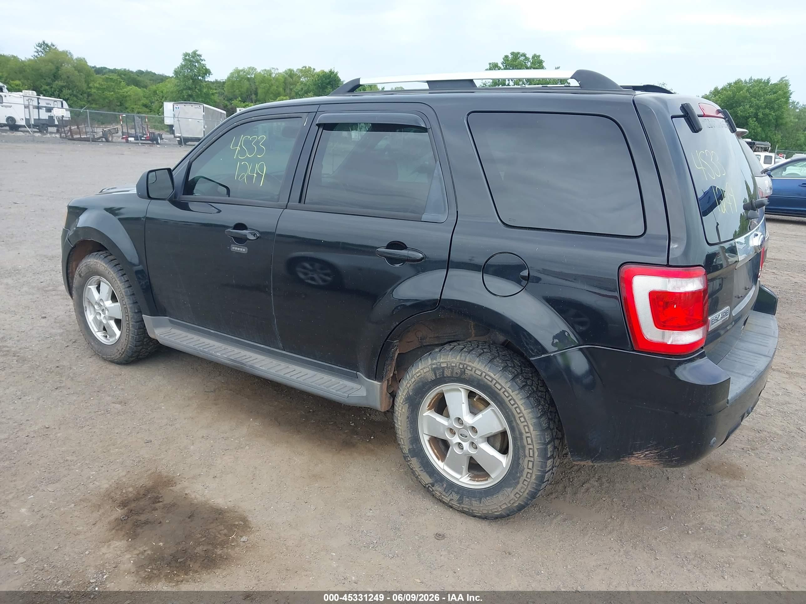 2011 Ford Escape Limited Black vin: 1FMCU0EG3BKB95957