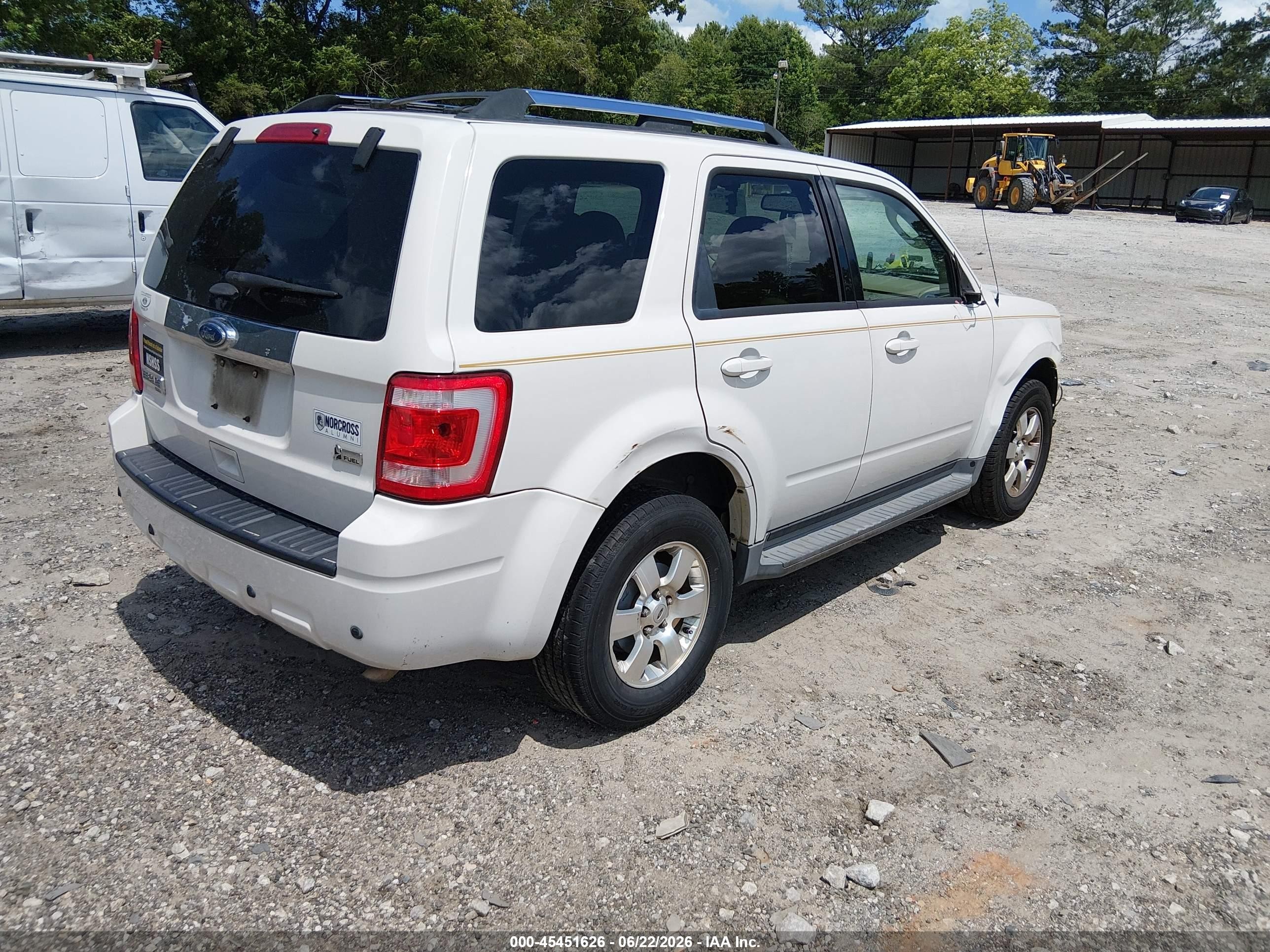 2011 Ford Escape Limited White vin: 1FMCU0EG3BKC47751