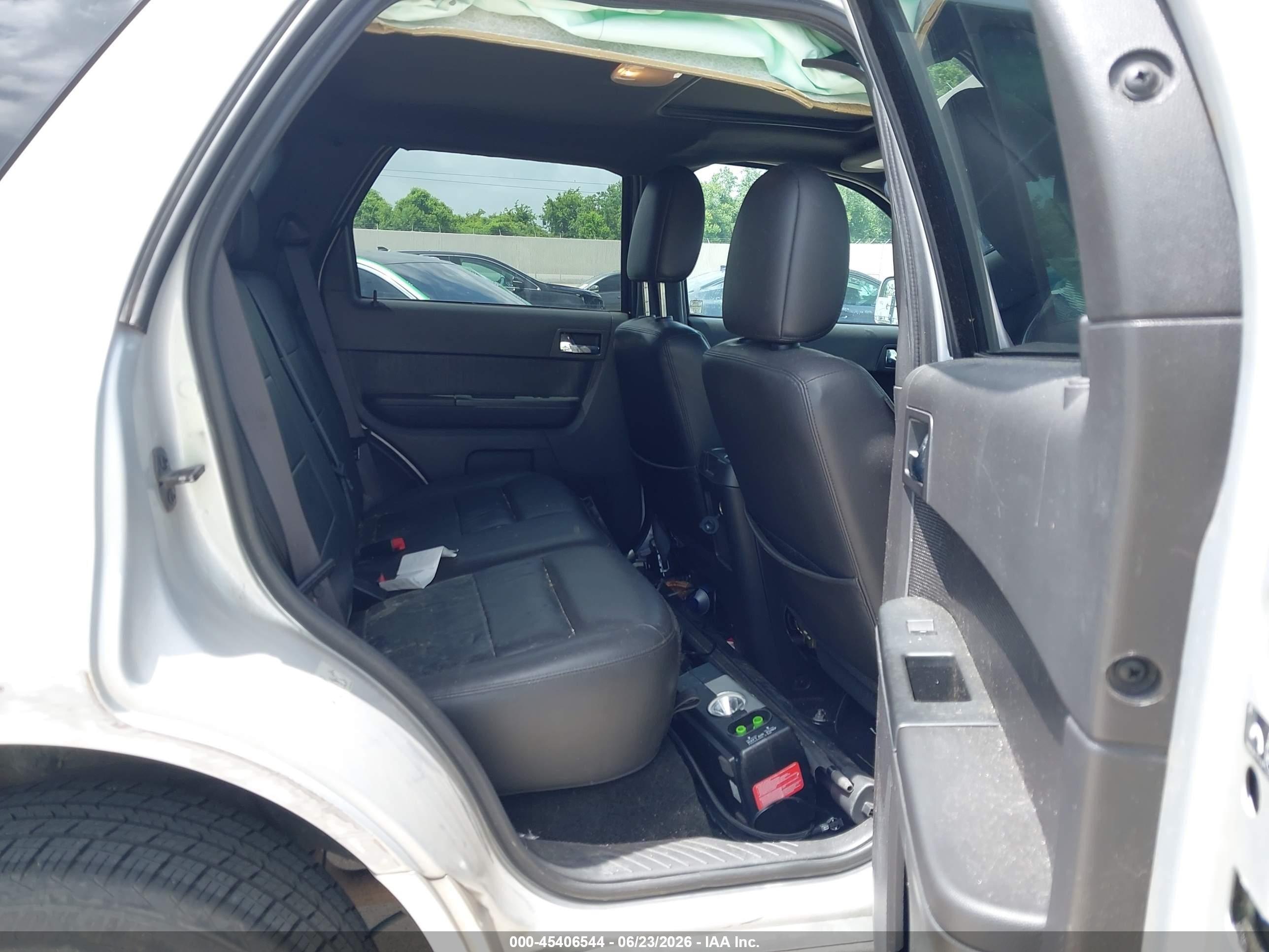 2012 Ford Escape Limited Silver vin: 1FMCU0EG3CKA75304