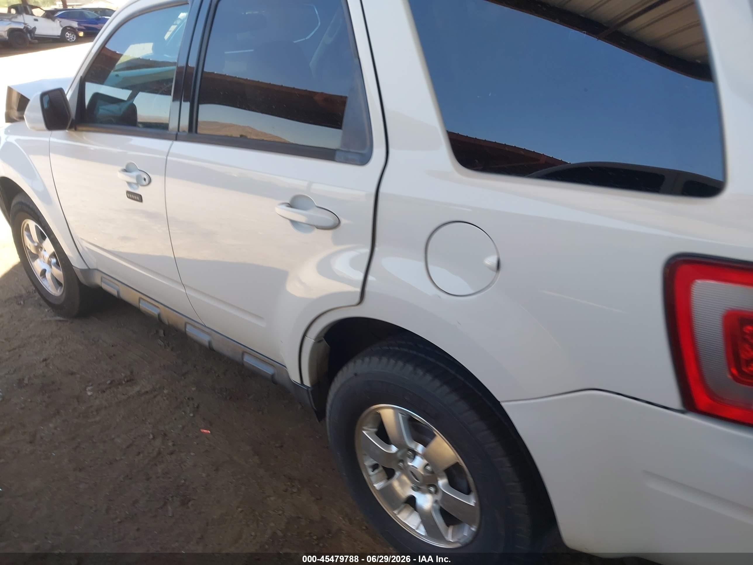 2012 Ford Escape Limited White vin: 1FMCU0EG3CKB04705