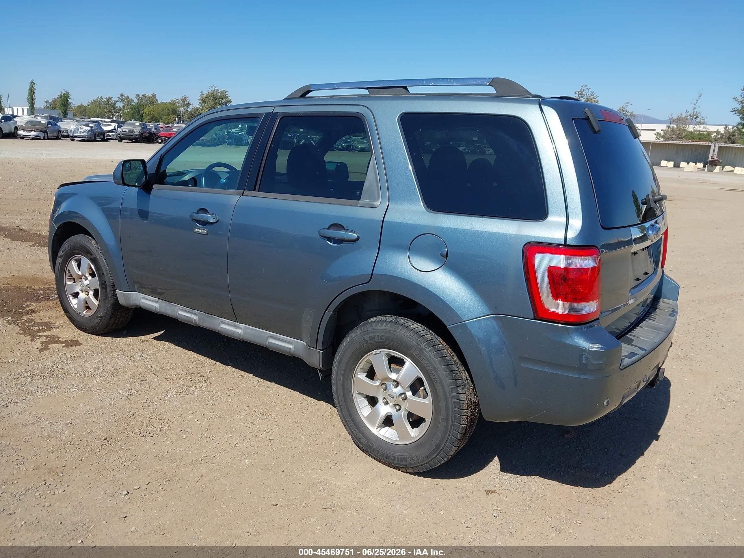 2011 Ford Escape Limited Light Blue vin: 1FMCU0EG4BKA08290