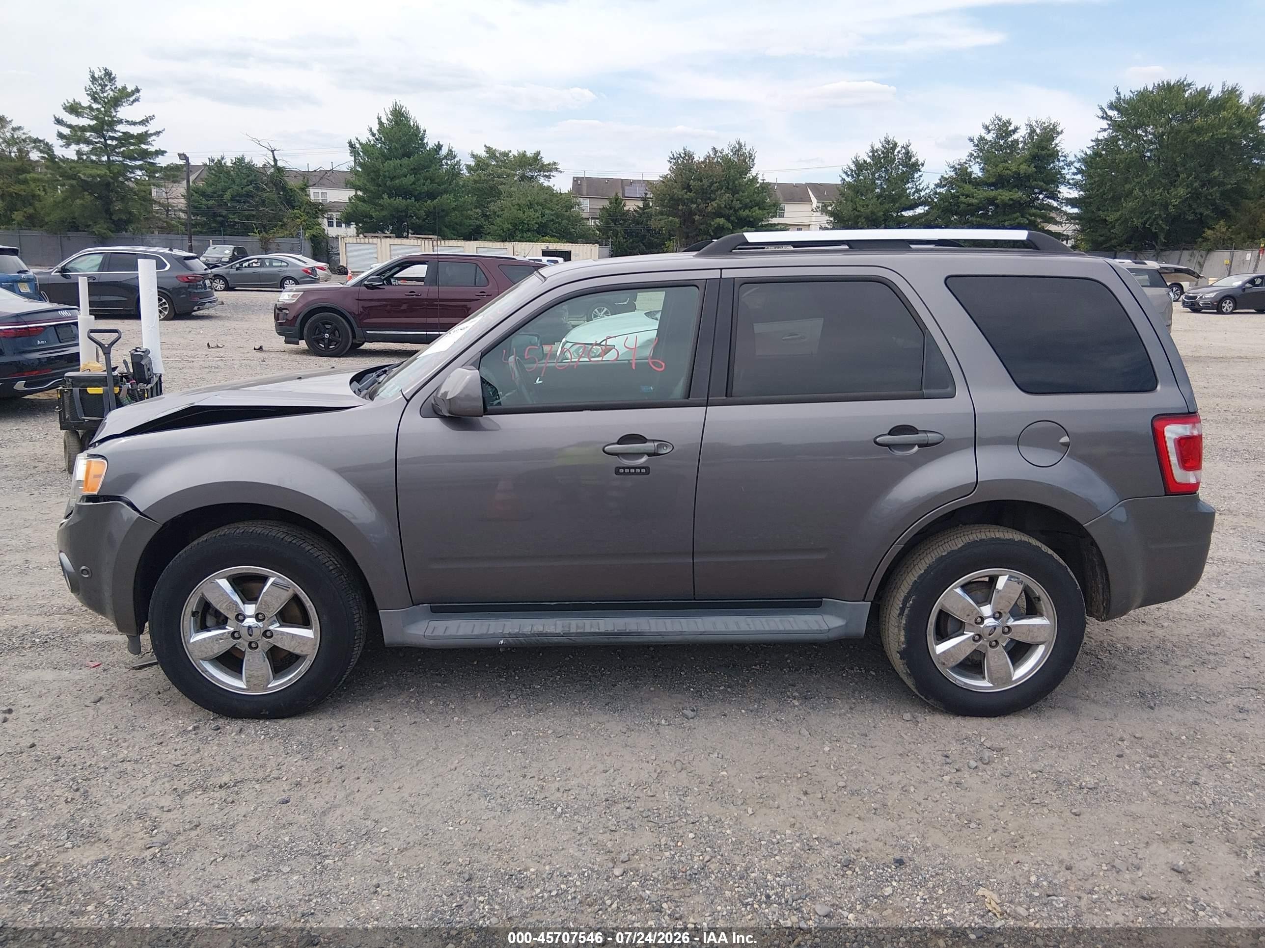 2011 Ford Escape Limited Серый vin: 1FMCU0EG4BKA25820