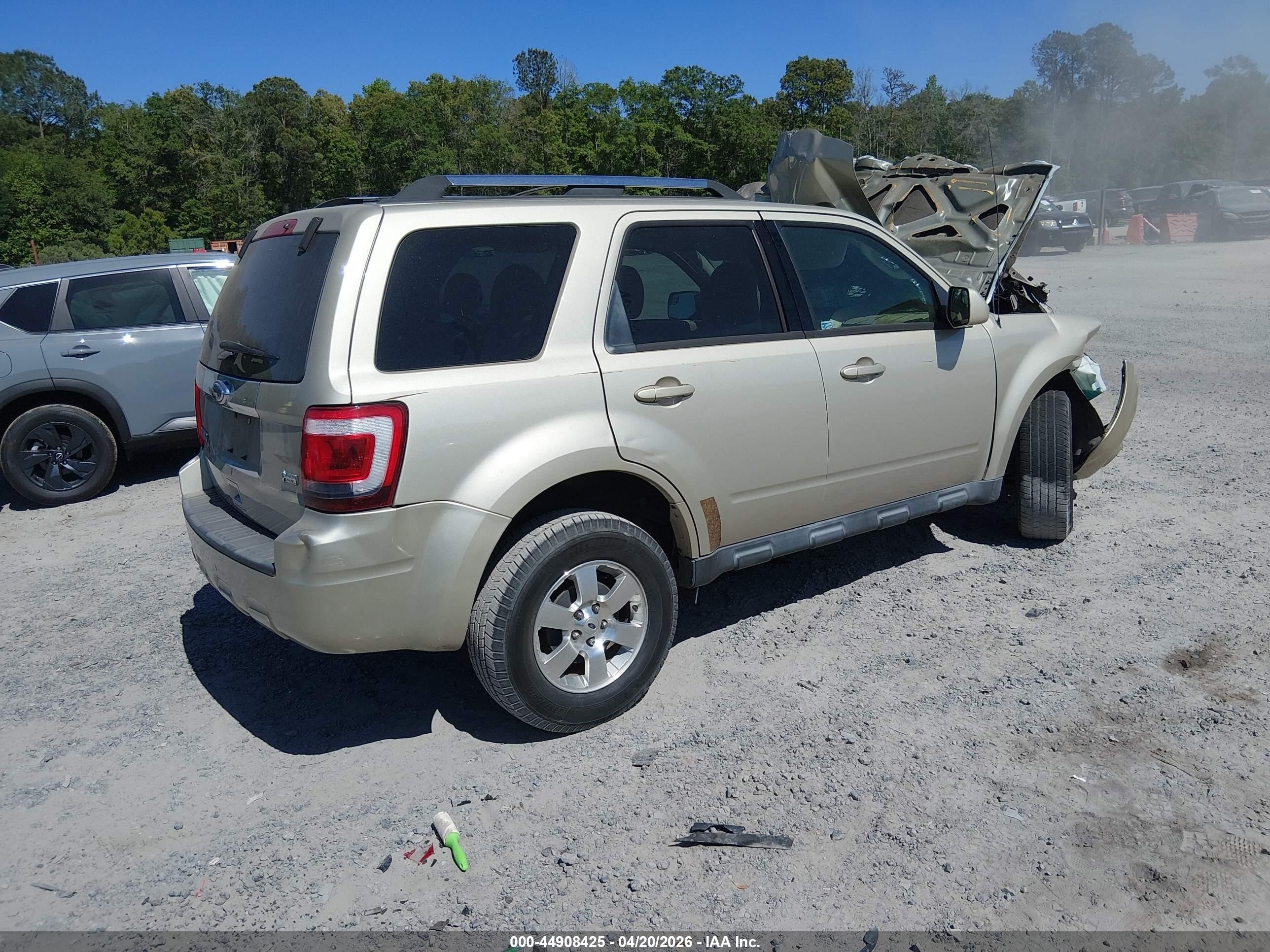 2012 Ford Escape Limited Beige vin: 1FMCU0EG4CKA41484