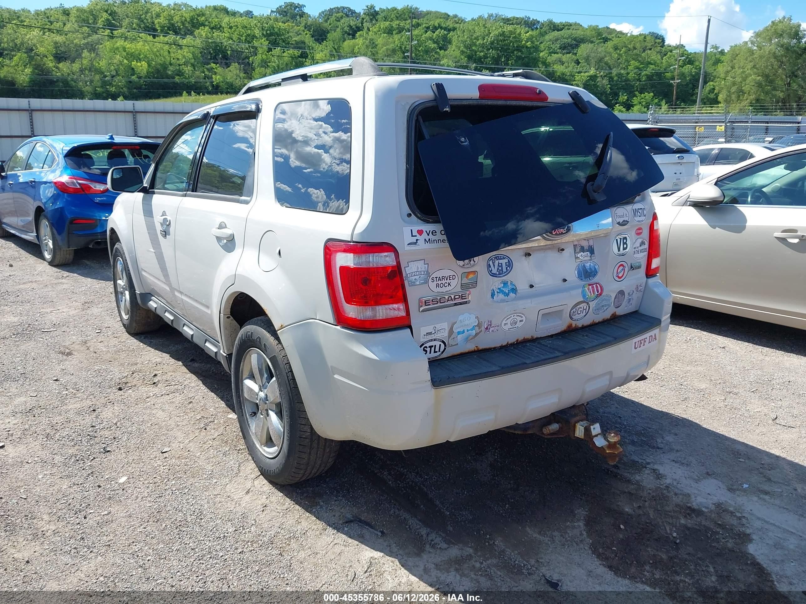 2011 Ford Escape Limited White vin: 1FMCU0EG5BKA37118