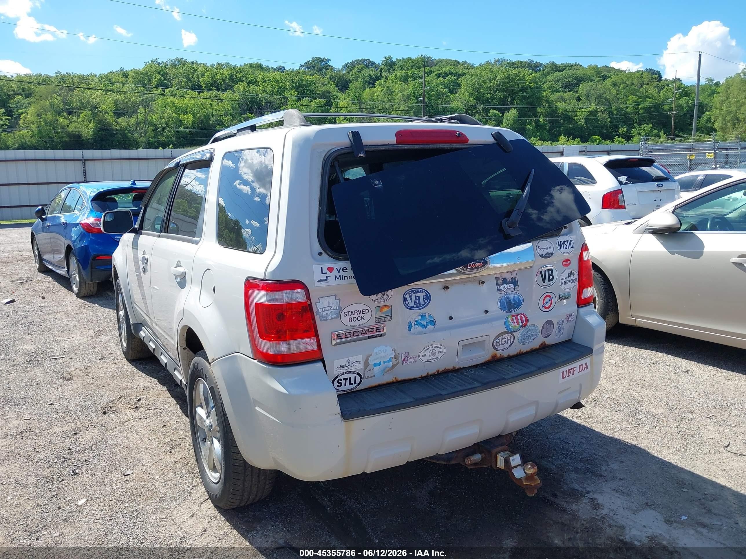 2011 Ford Escape Limited White vin: 1FMCU0EG5BKA37118