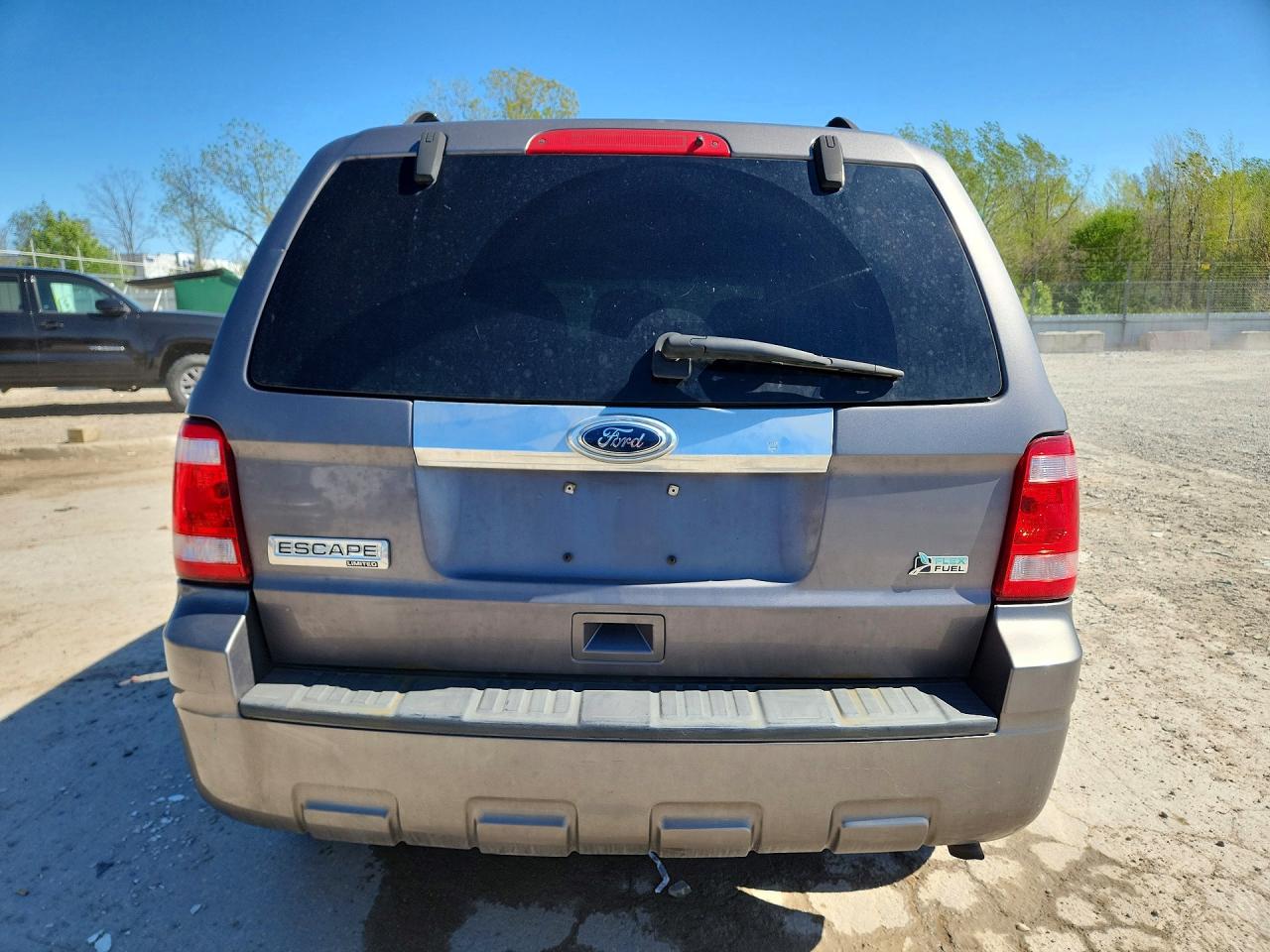 2011 Ford Escape Limited Gray vin: 1FMCU0EG5BKA45588