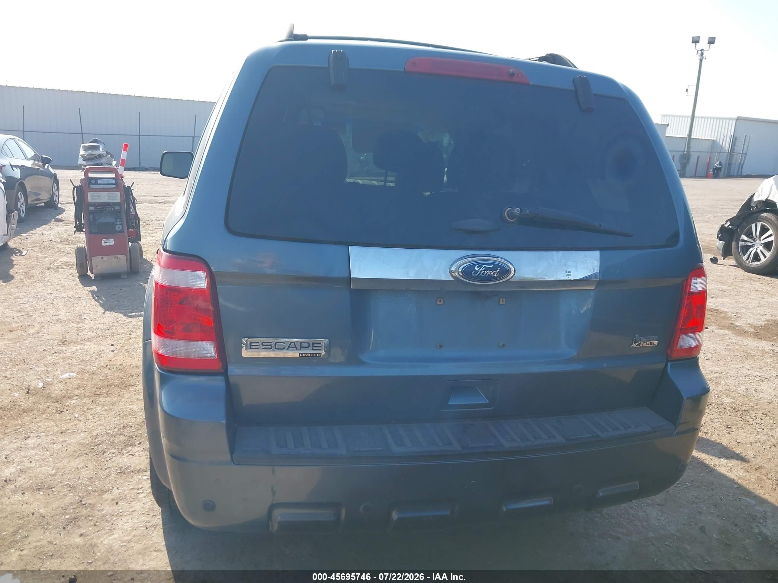 2011 Ford Escape Limited Синий vin: 1FMCU0EG5BKA81202