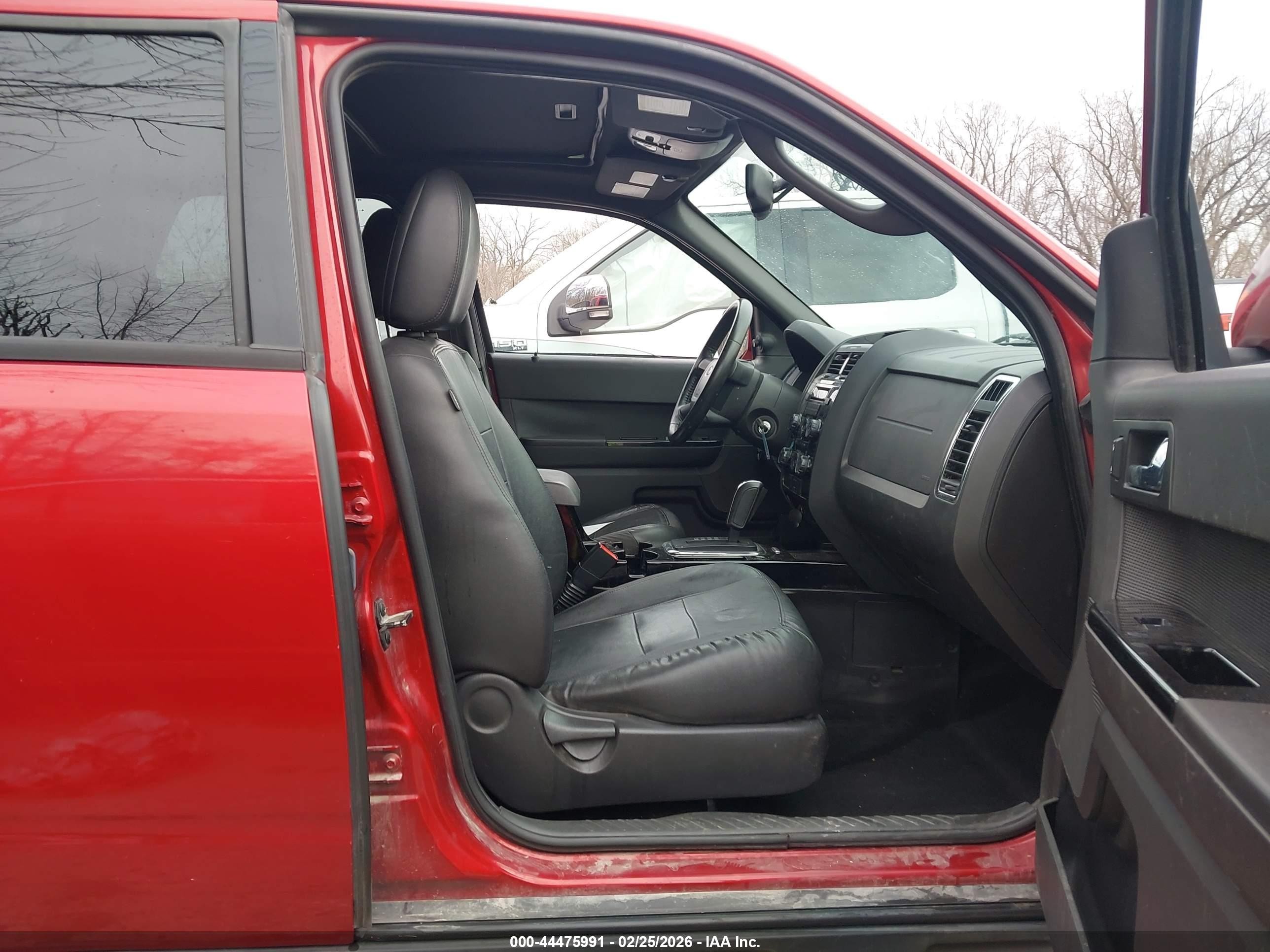 2012 Ford Escape Limited Красный vin: 1FMCU0EG5CKA49951