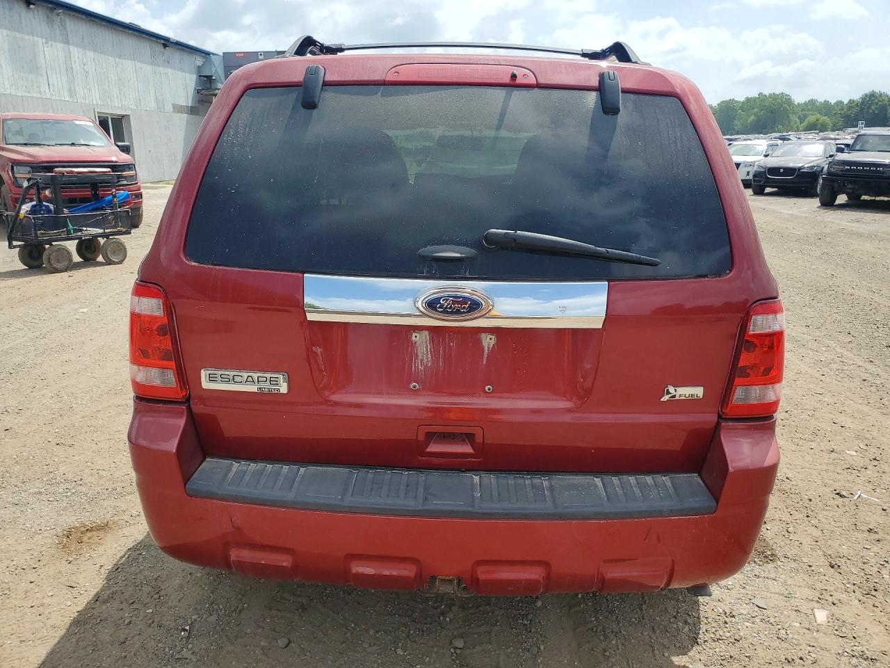 2012 Ford Escape Limited Red vin: 1FMCU0EG5CKC60356