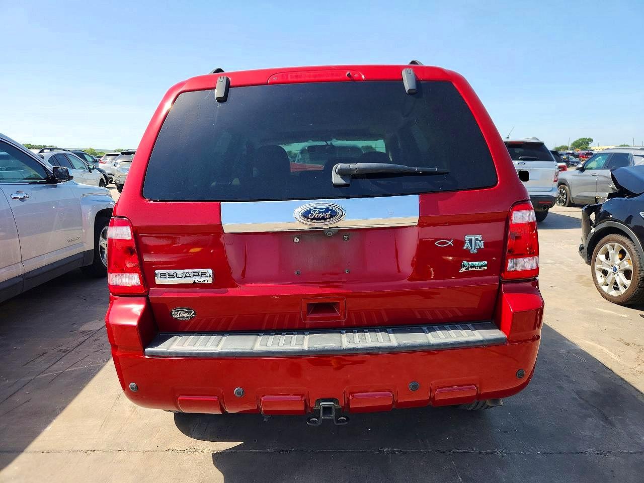 2011 Ford Escape Limited Red vin: 1FMCU0EG6BKA55417
