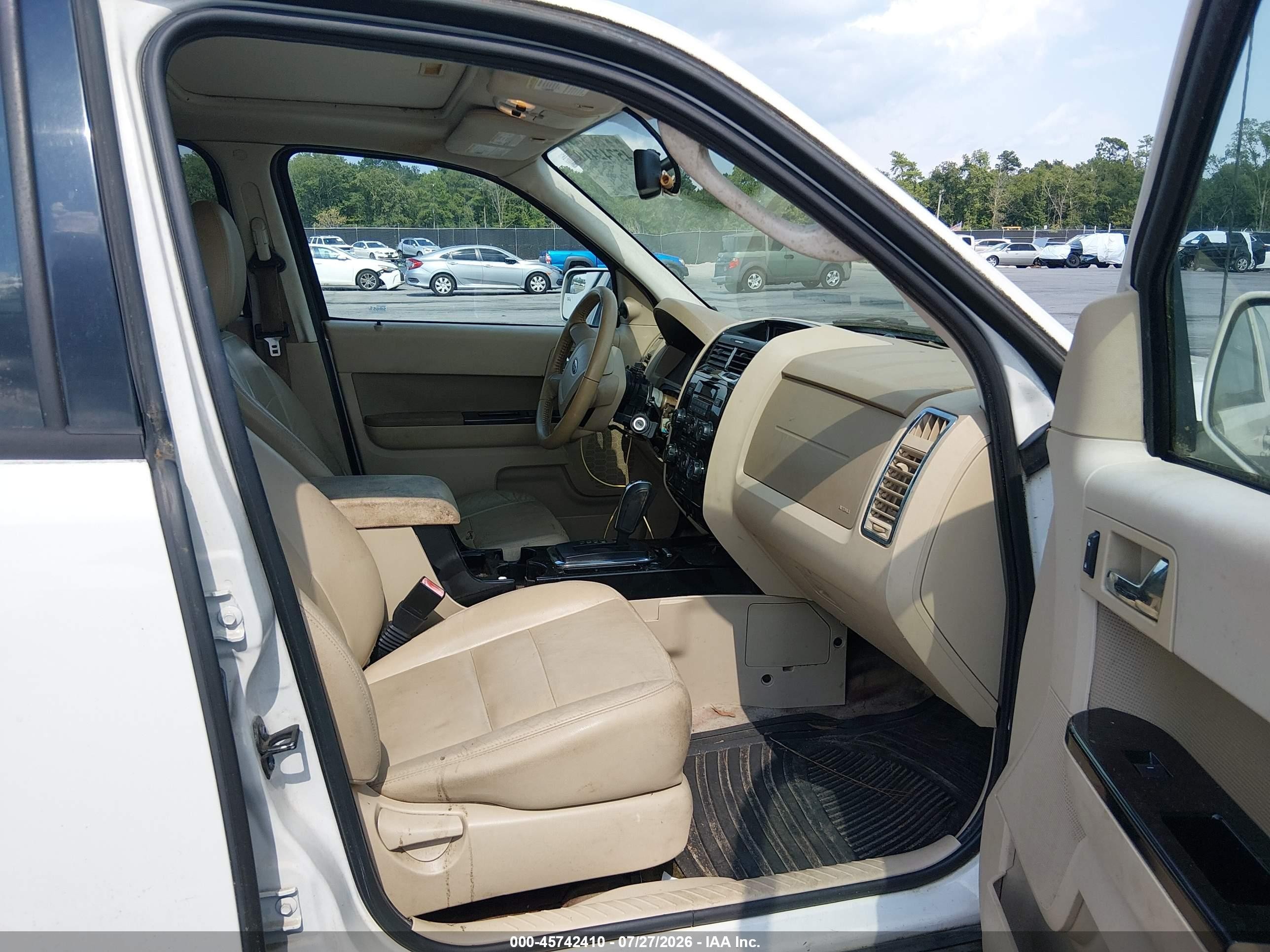 2011 Ford Escape Limited White vin: 1FMCU0EG6BKB51029