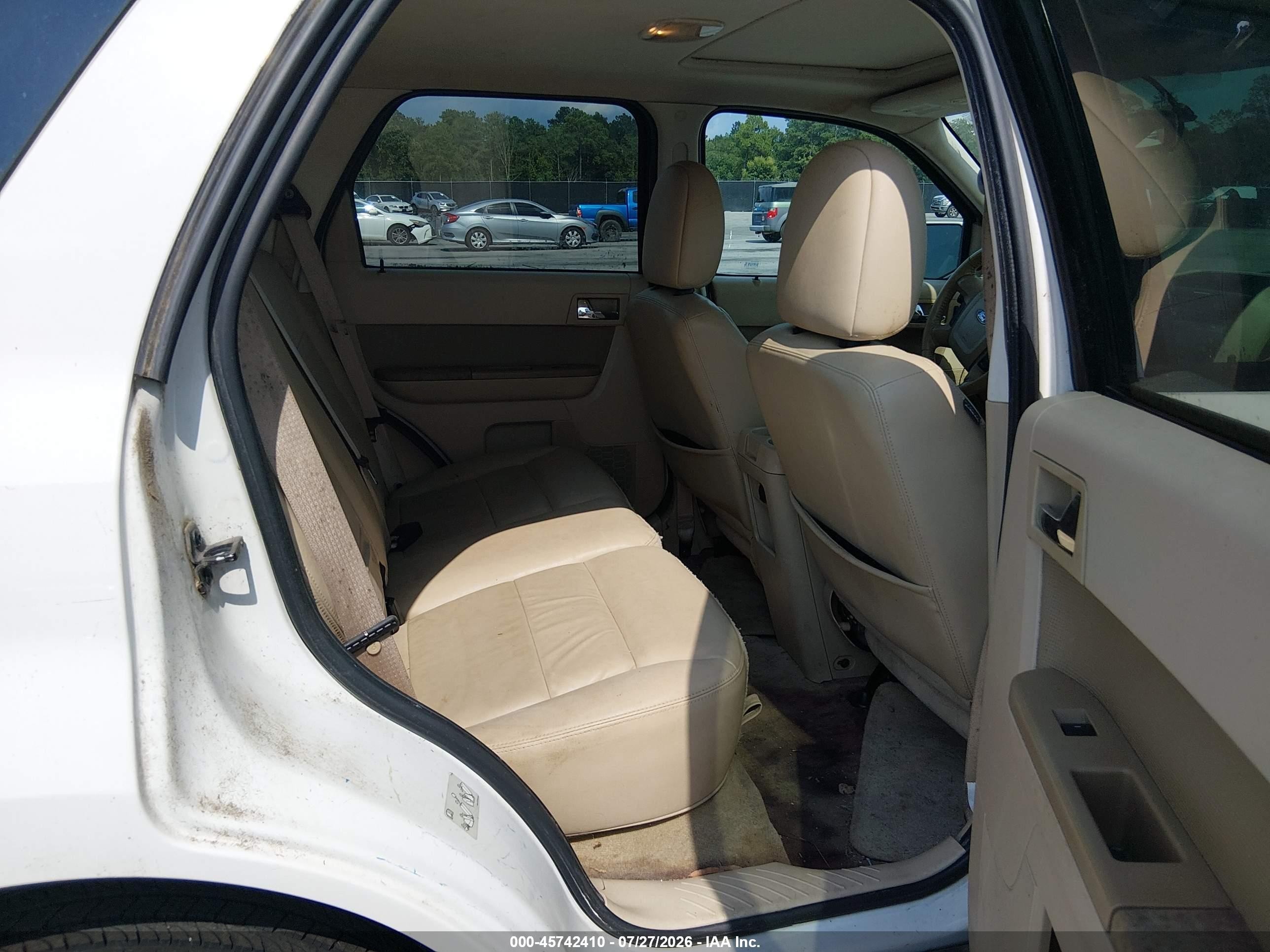 2011 Ford Escape Limited White vin: 1FMCU0EG6BKB51029