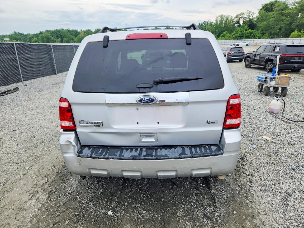 2011 Ford Escape Limited Silver vin: 1FMCU0EG6BKB95581