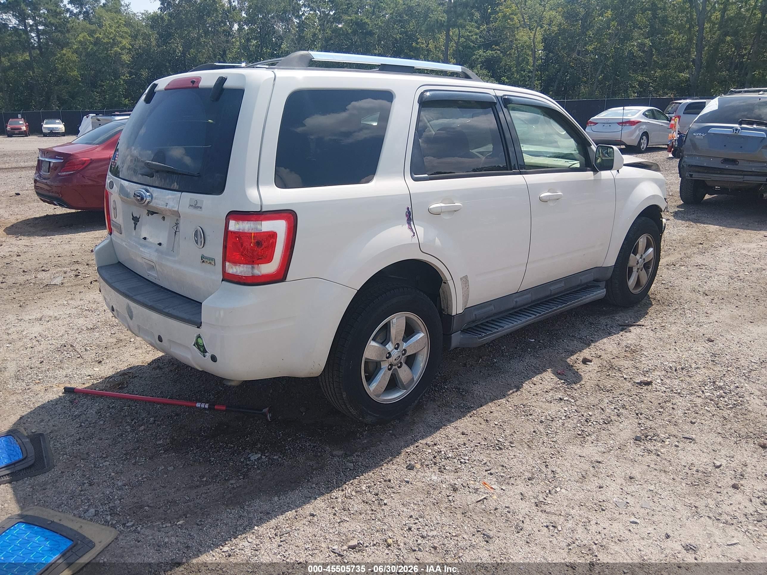 2011 Ford Escape Limited White vin: 1FMCU0EG6BKC08555