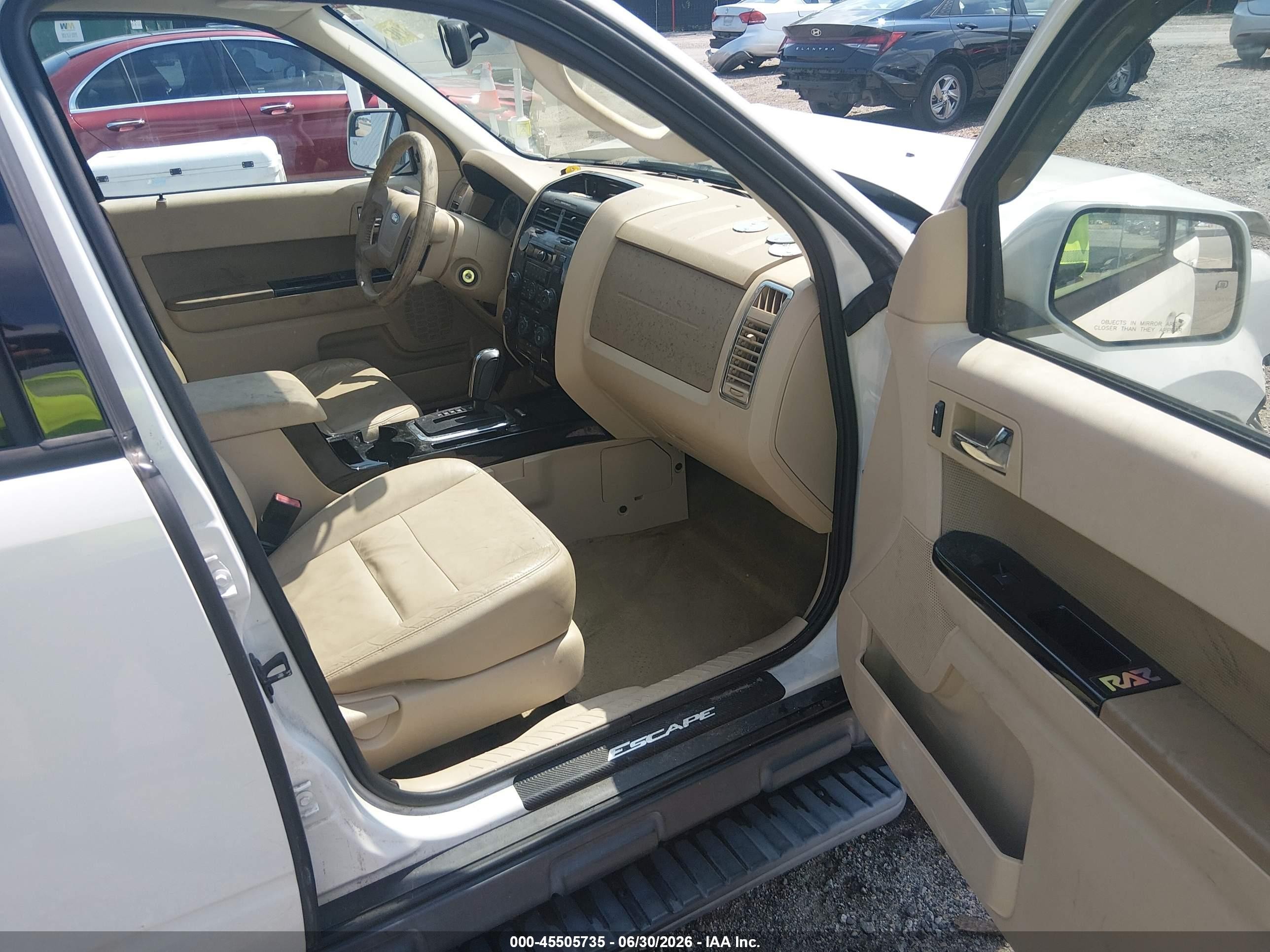2011 Ford Escape Limited White vin: 1FMCU0EG6BKC08555
