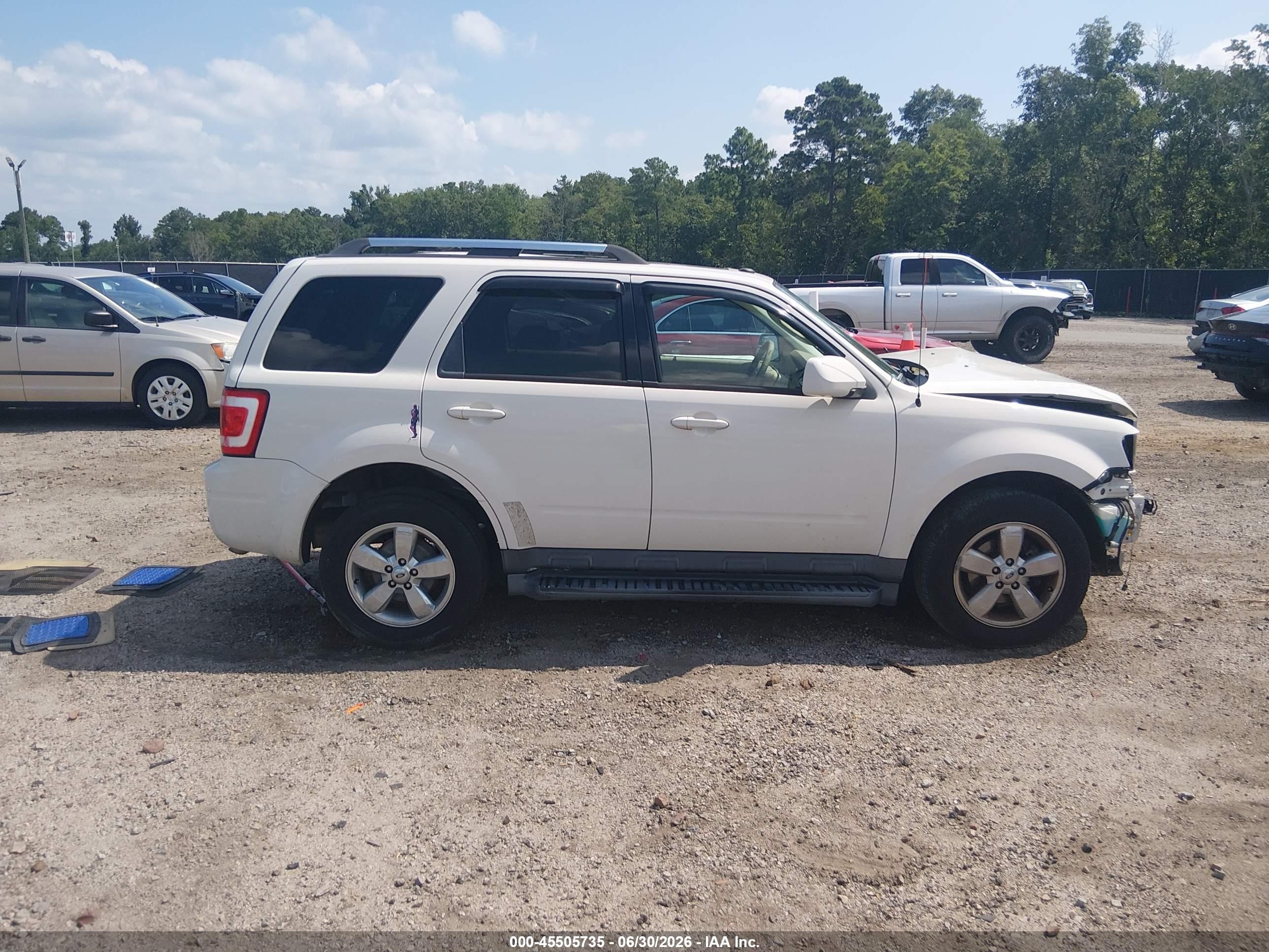 2011 Ford Escape Limited White vin: 1FMCU0EG6BKC08555