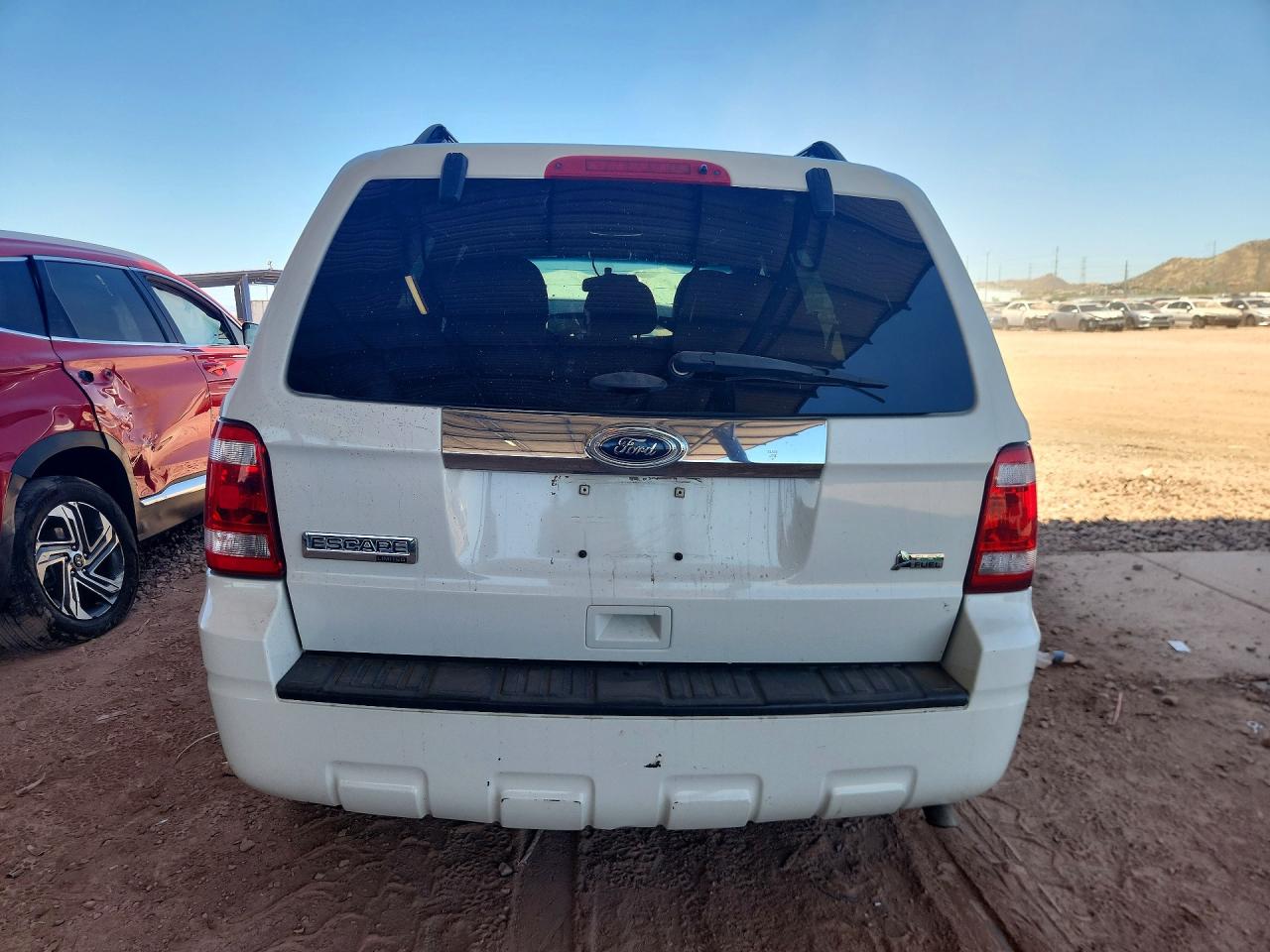 2011 Ford Escape Limited White vin: 1FMCU0EG6BKC42351
