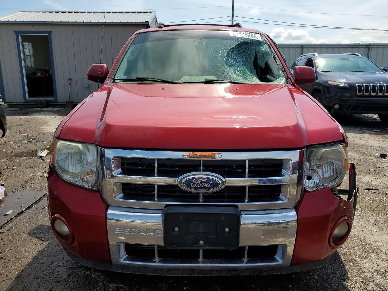 2012 Ford Escape Limited Red vin: 1FMCU0EG6CKC14678