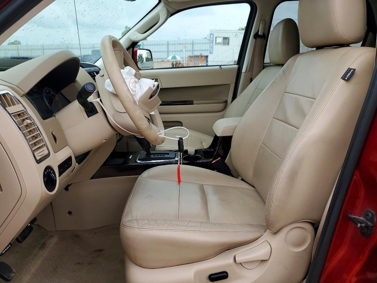 2010 Ford Escape Limited Burgundy vin: 1FMCU0EG7AKC25301
