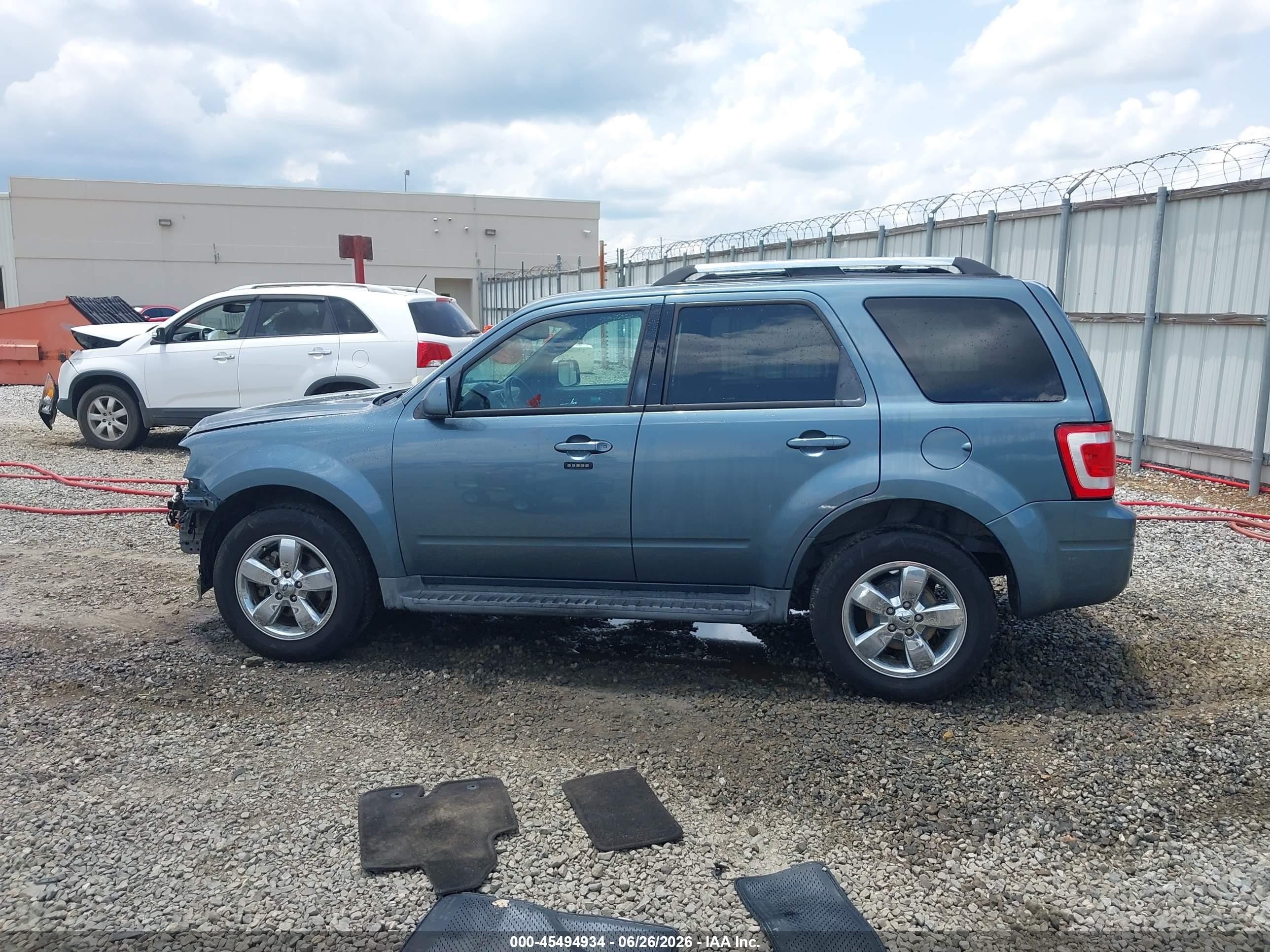 2012 Ford Escape Limited Blue vin: 1FMCU0EG7CKB87586