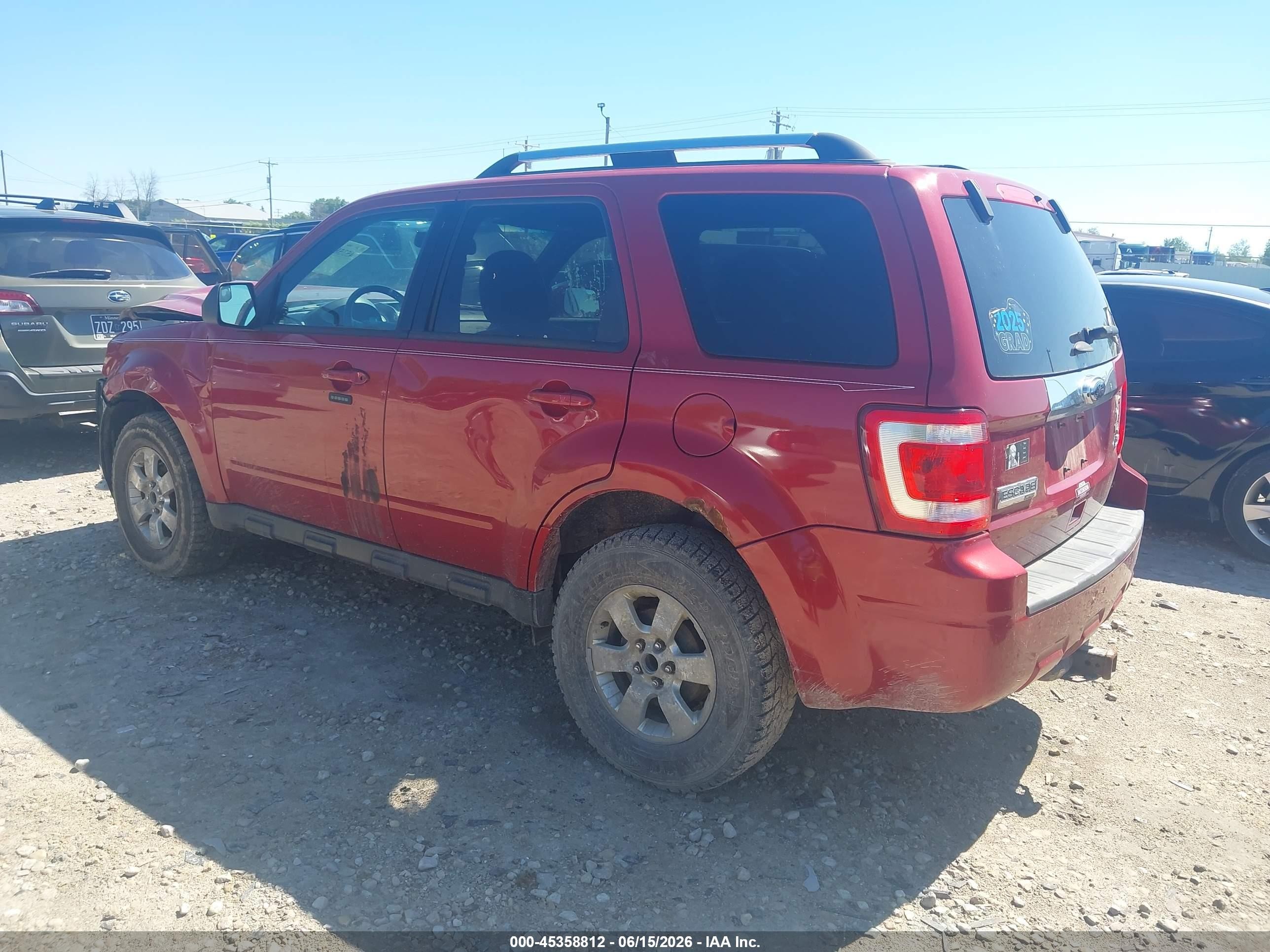 2011 Ford Escape Limited Red vin: 1FMCU0EG8BKB73680