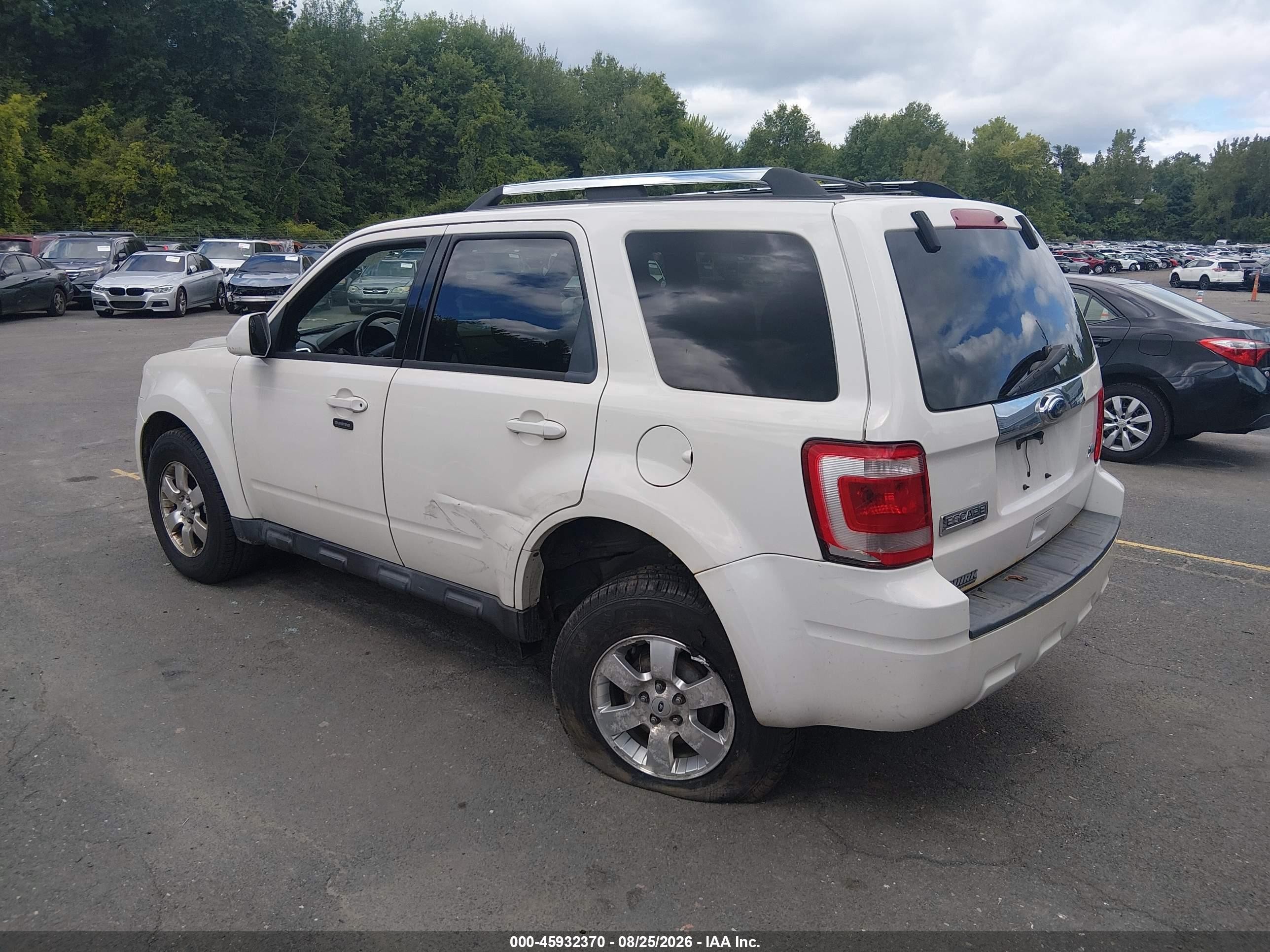 2011 Ford Escape Limited White vin: 1FMCU0EG8BKB94321
