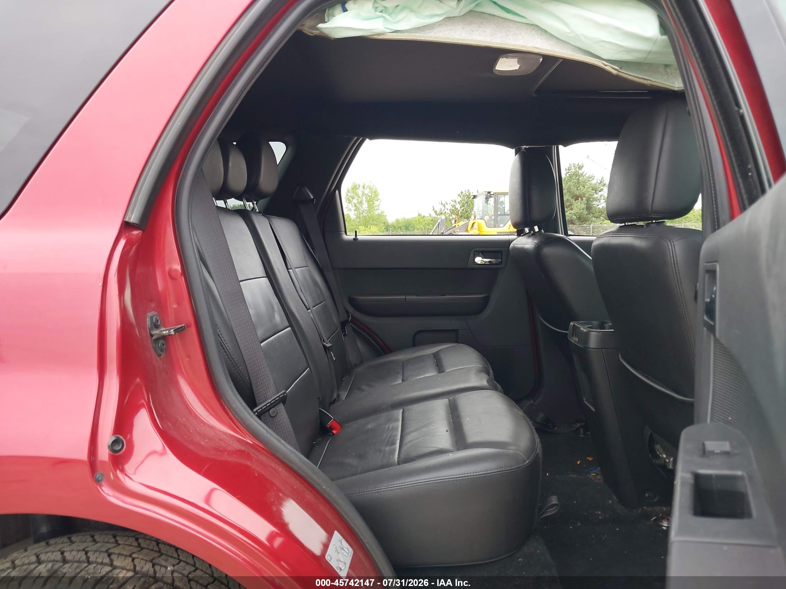 2012 Ford Escape Limited Red vin: 1FMCU0EG8CKA58658