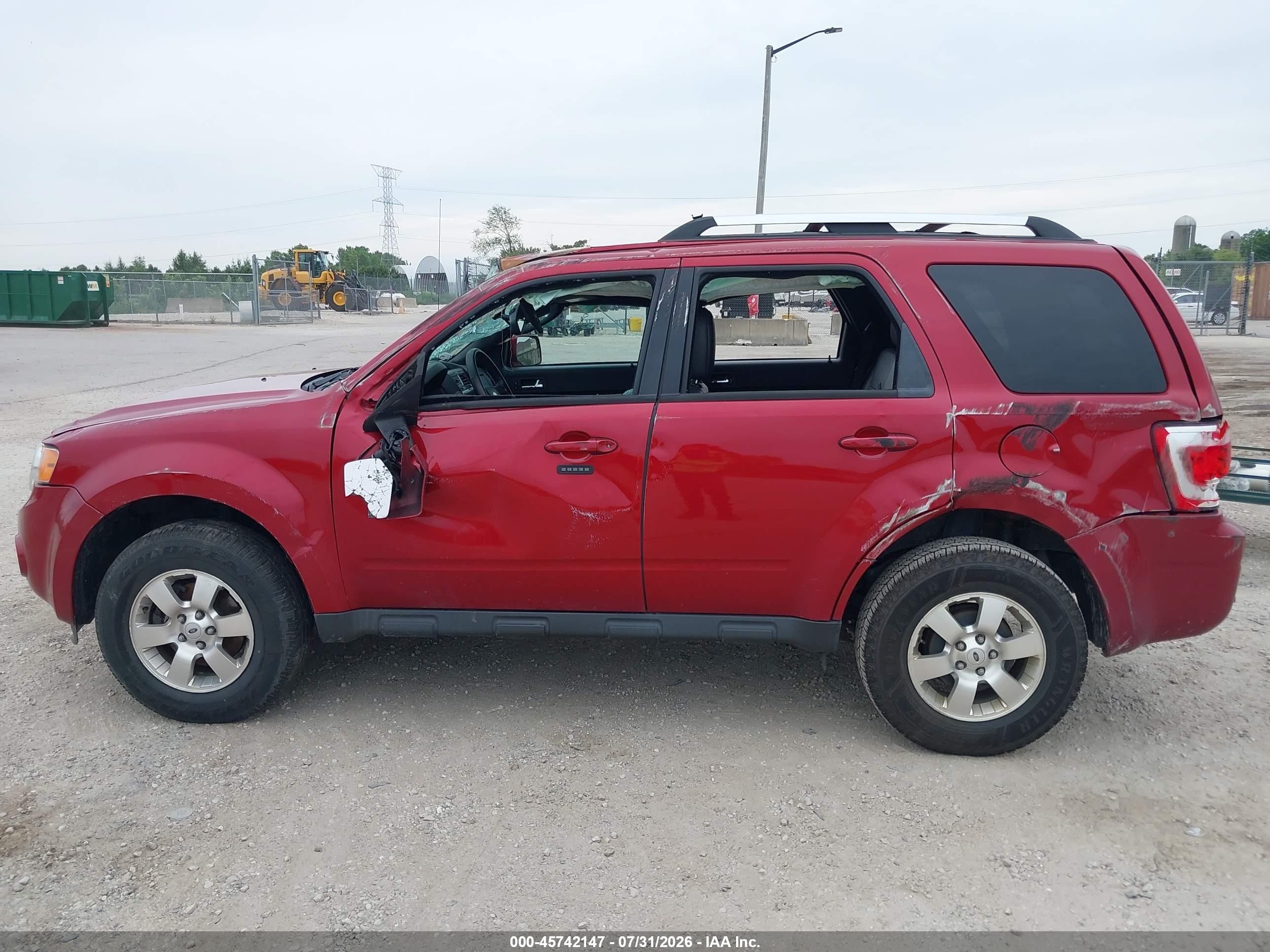 2012 Ford Escape Limited Red vin: 1FMCU0EG8CKA58658