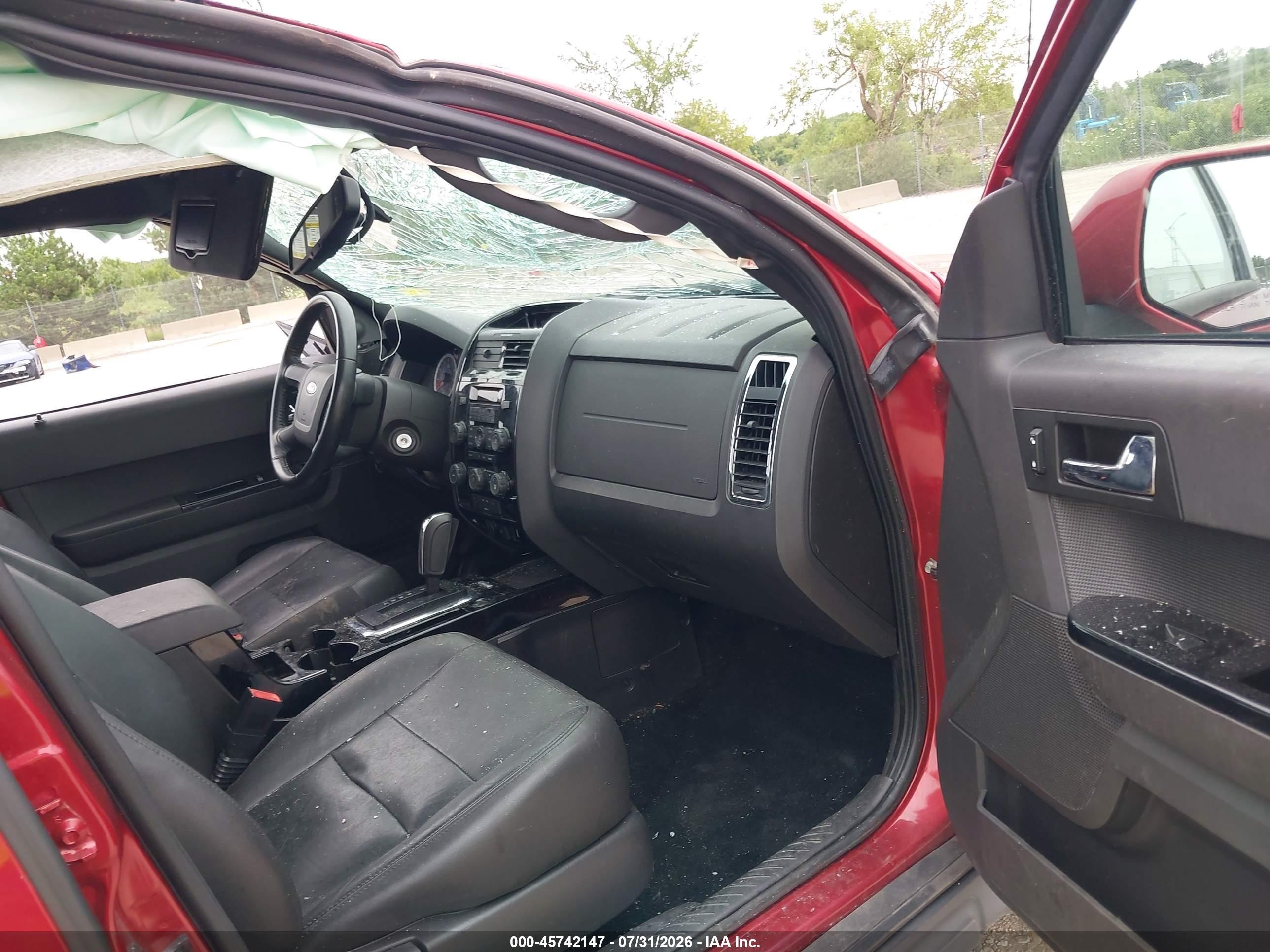2012 Ford Escape Limited Red vin: 1FMCU0EG8CKA58658