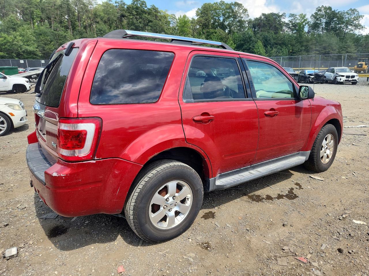 2012 Ford Escape Limited Red vin: 1FMCU0EG8CKC85297