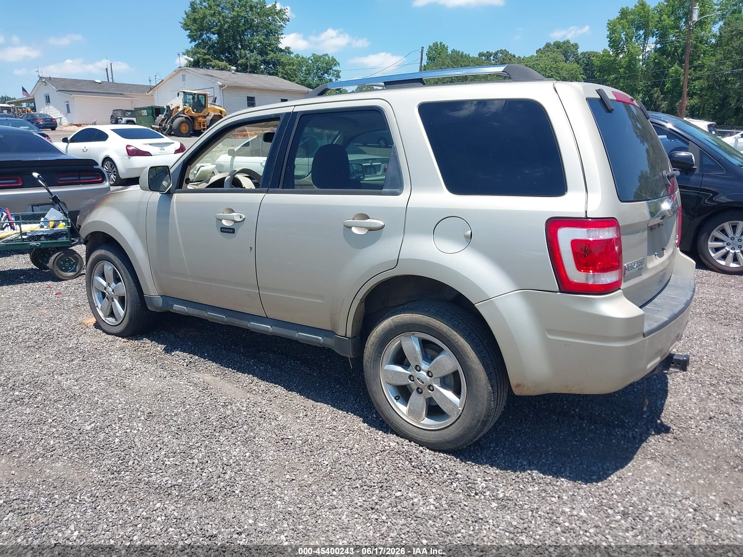 2011 Ford Escape Limited Silver vin: 1FMCU0EG9BKA31158