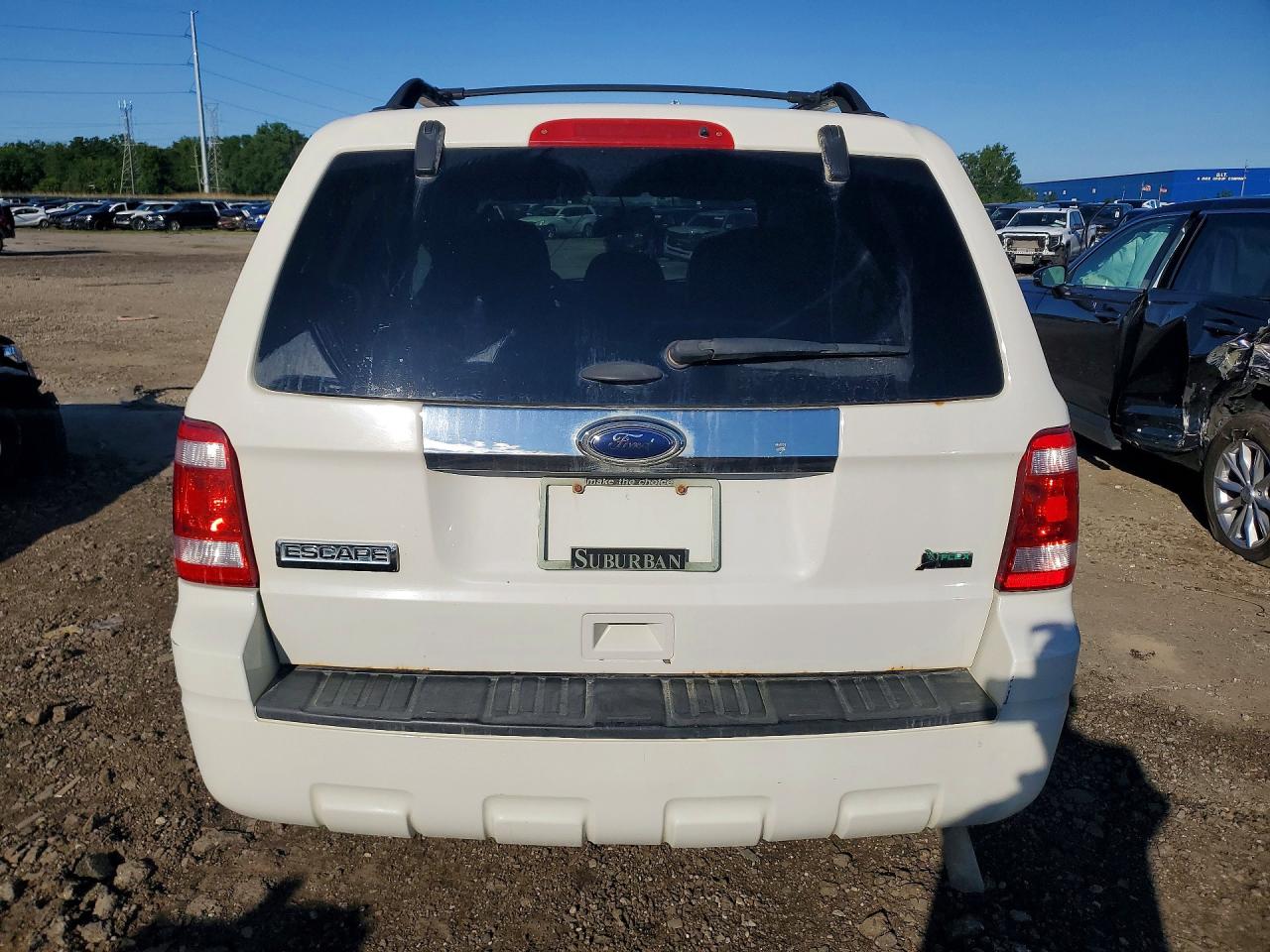 2011 Ford Escape Limited White vin: 1FMCU0EG9BKB71971