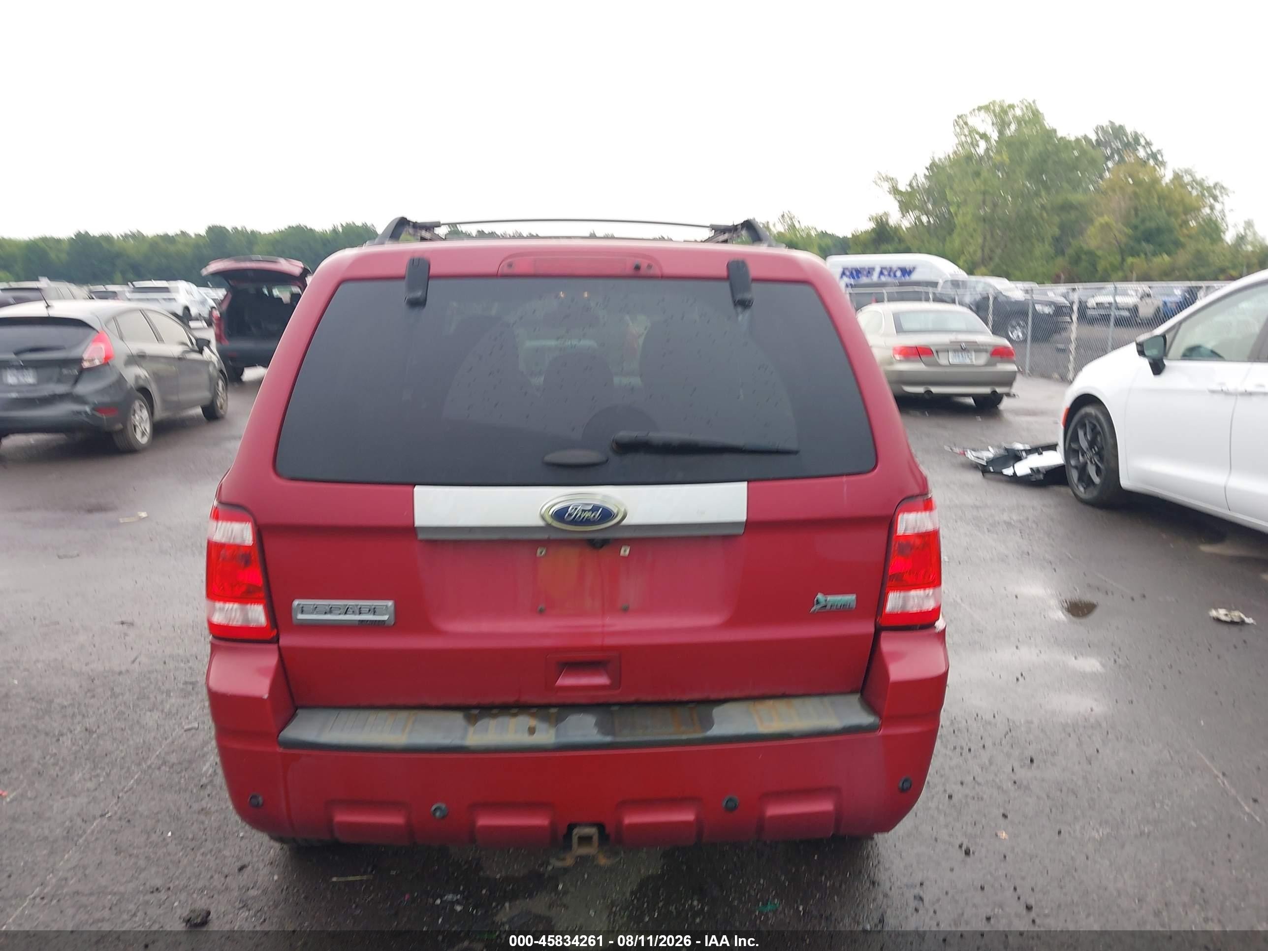 2011 Ford Escape Limited Red vin: 1FMCU0EG9BKB89726