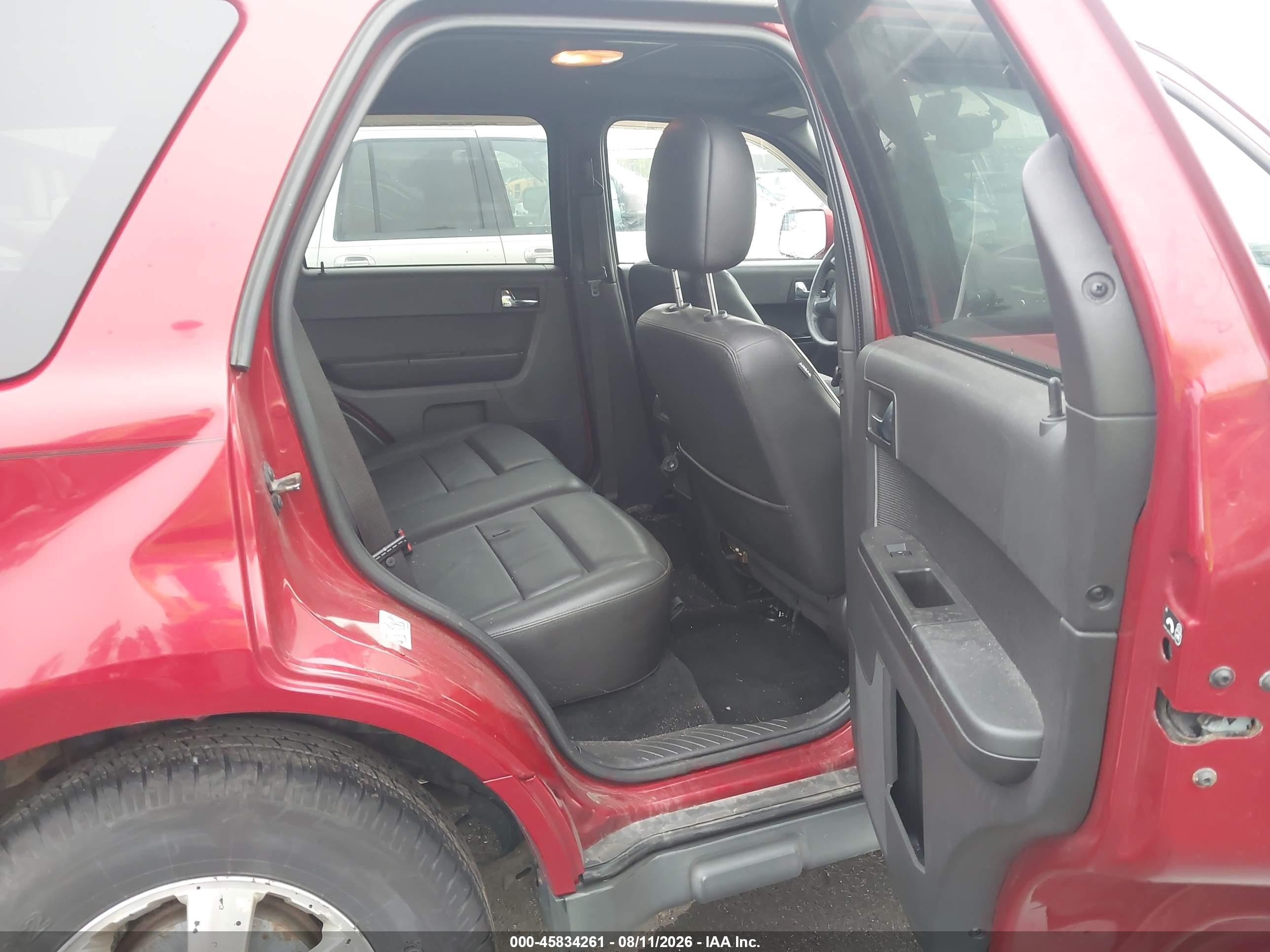 2011 Ford Escape Limited Red vin: 1FMCU0EG9BKB89726